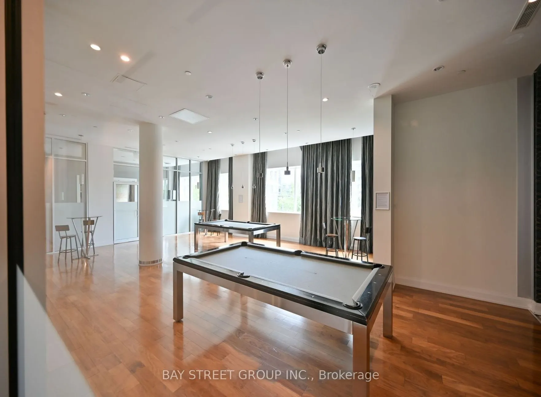 62 Forest Manor Road, #2401