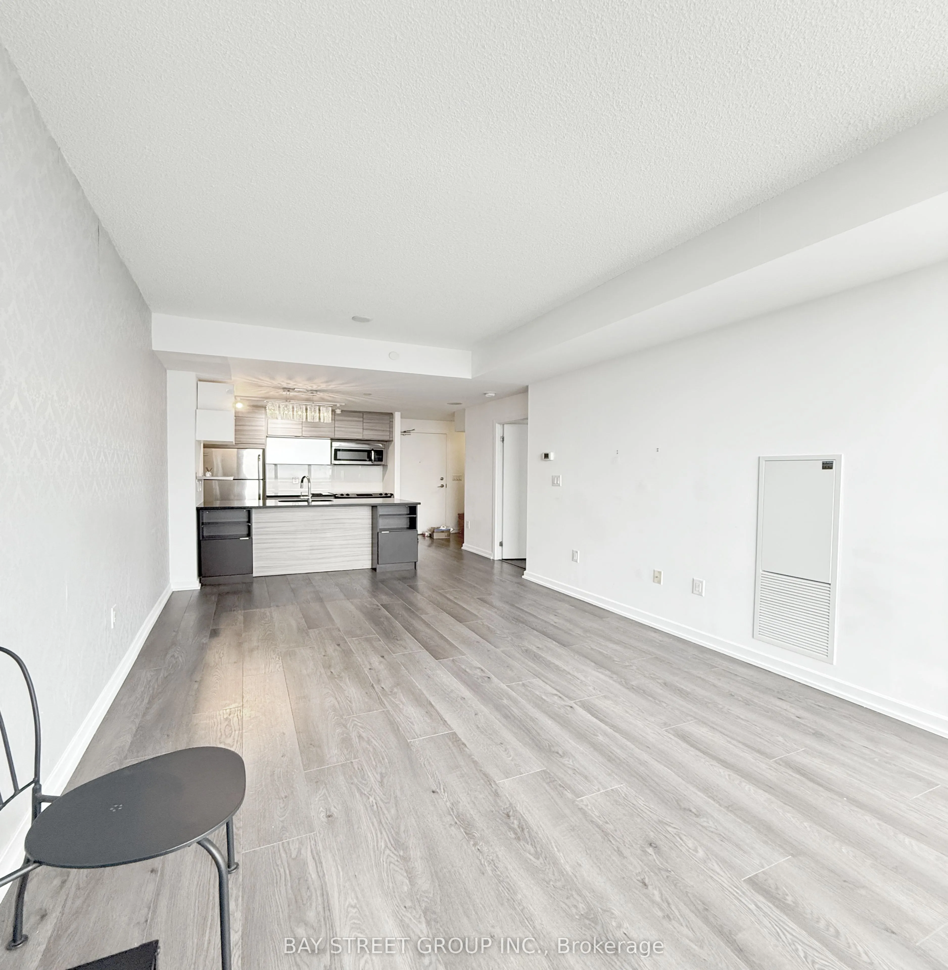 62 Forest Manor Road, #2401