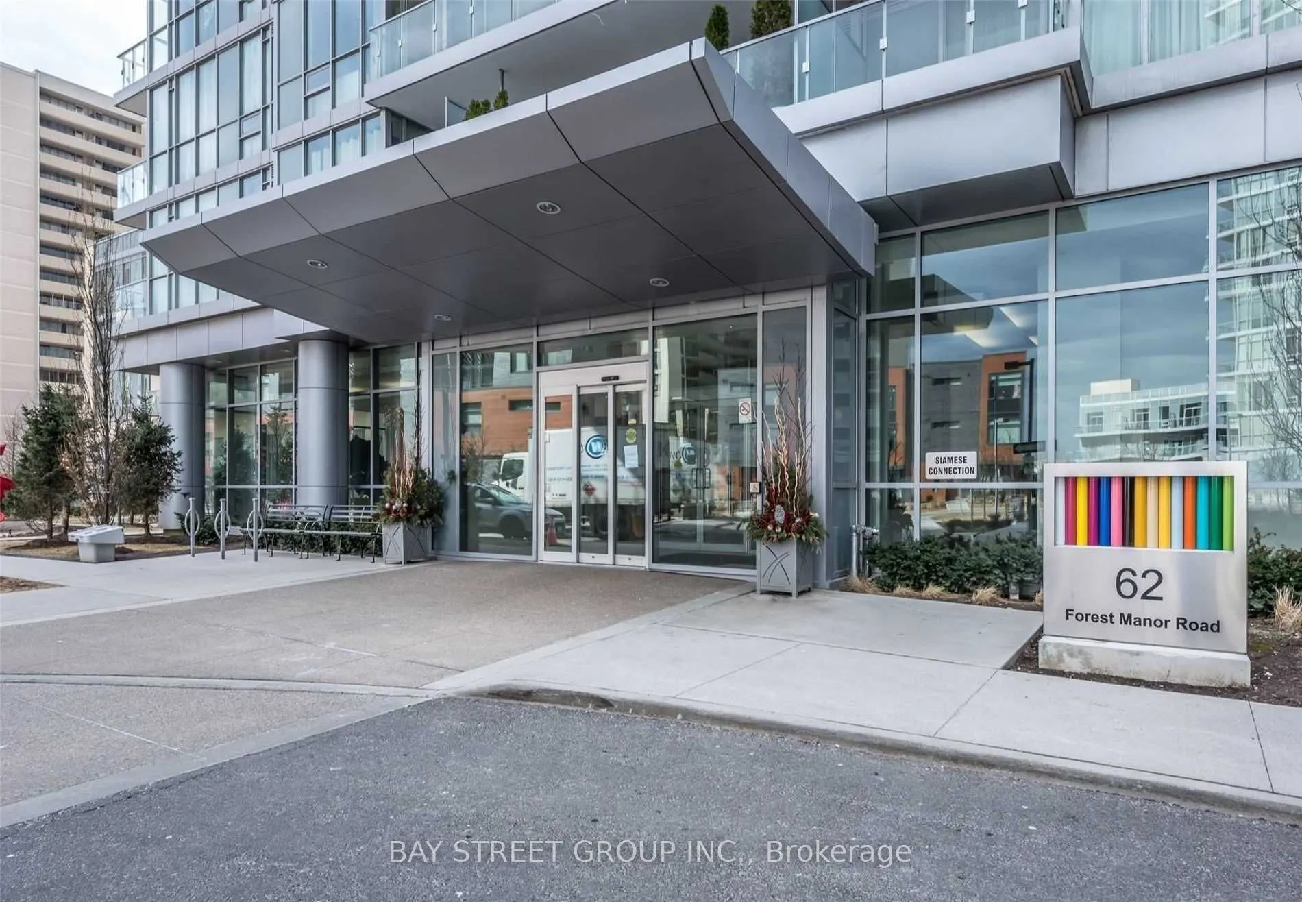 62 Forest Manor Road, #2401