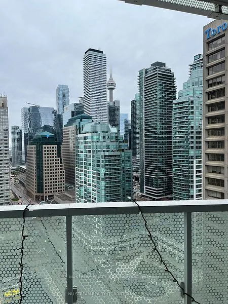 15 Queens Quay E, #2106