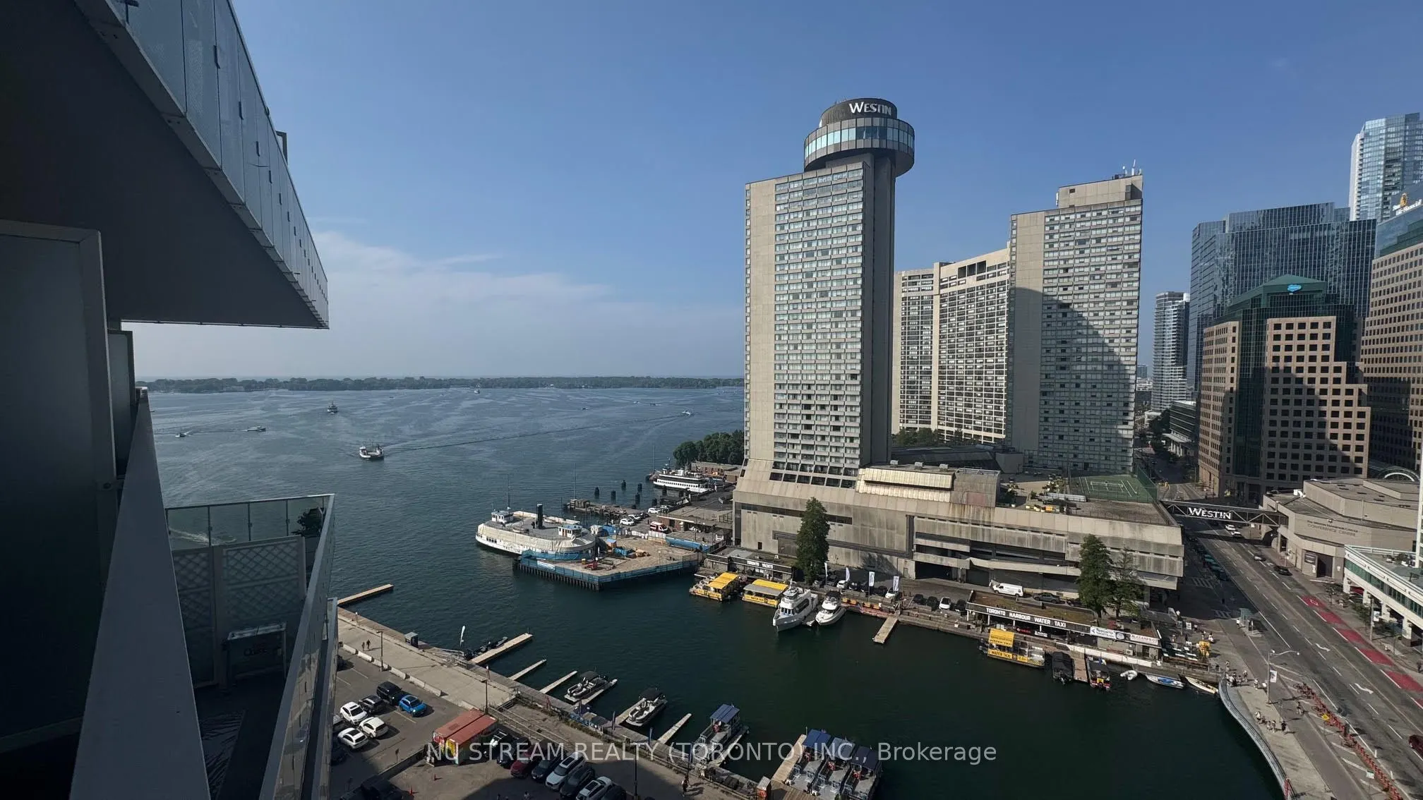 15 Queens Quay E, #2106