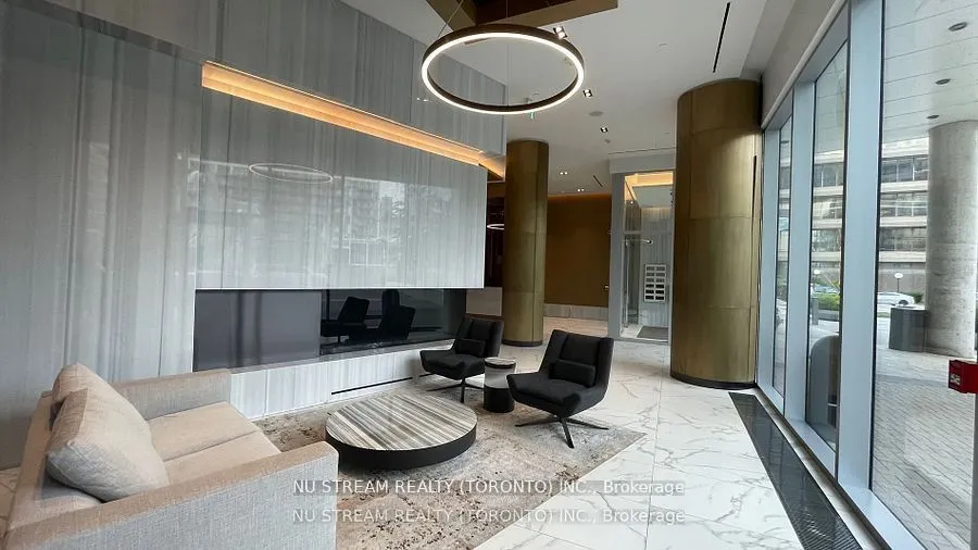 15 Queens Quay E, #2106