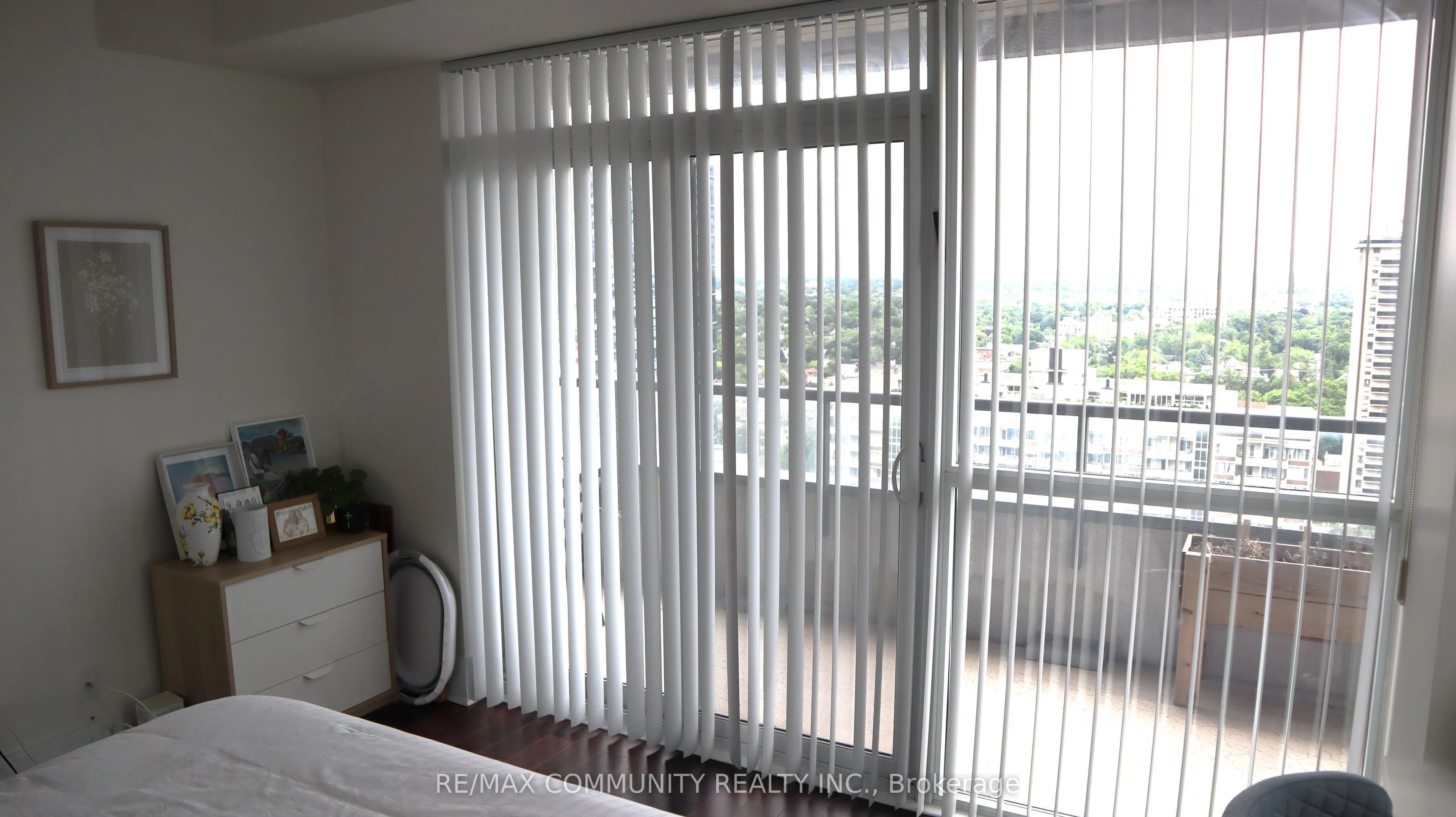 25 Broadway Avenue, #1903