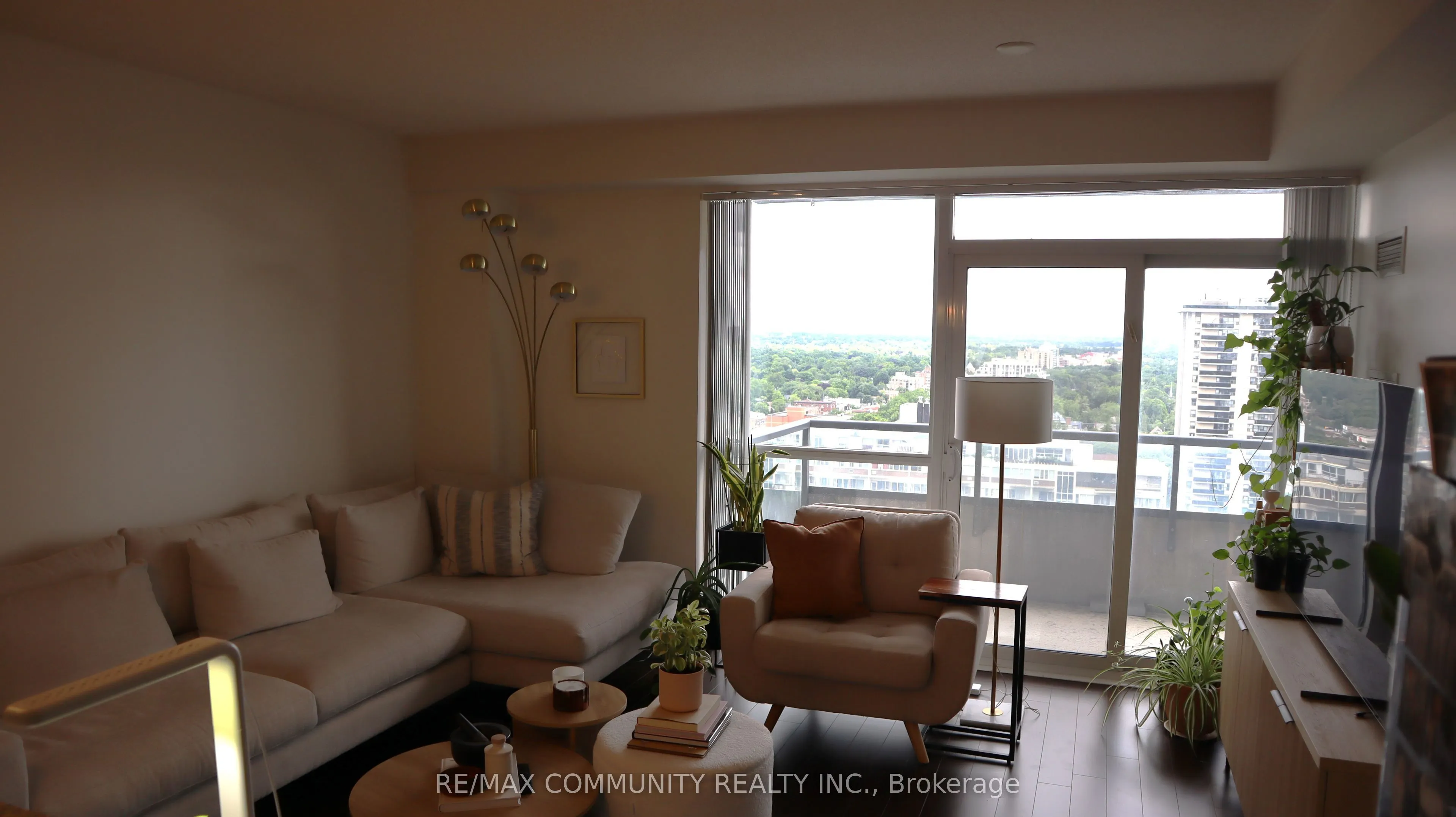 25 Broadway Avenue, #1903