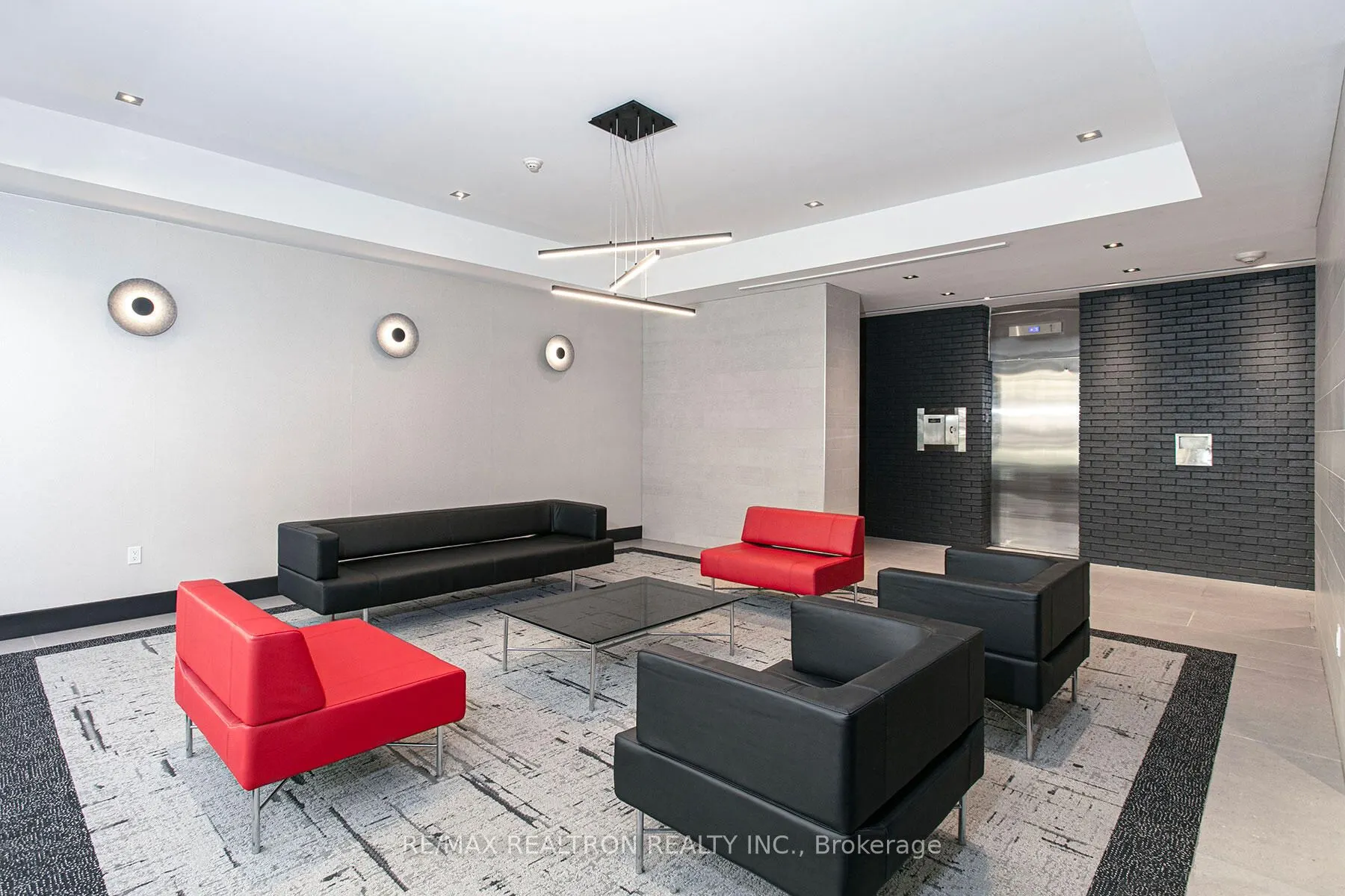 33 Isabella Street, #1215