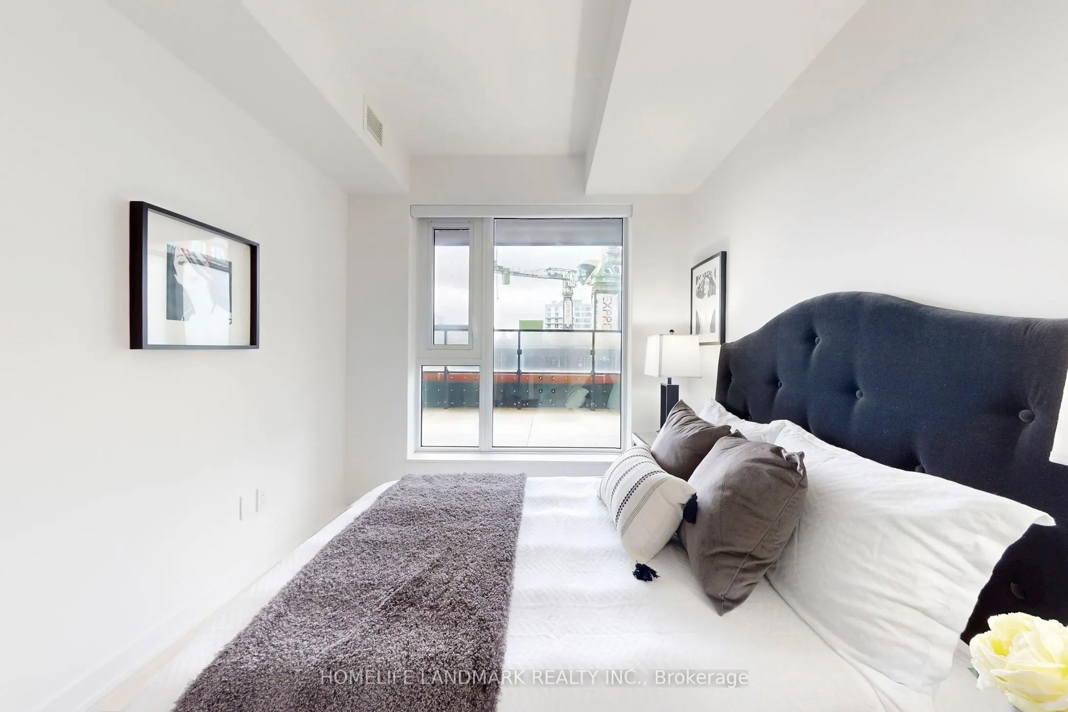8 TIPPETT Road, #717