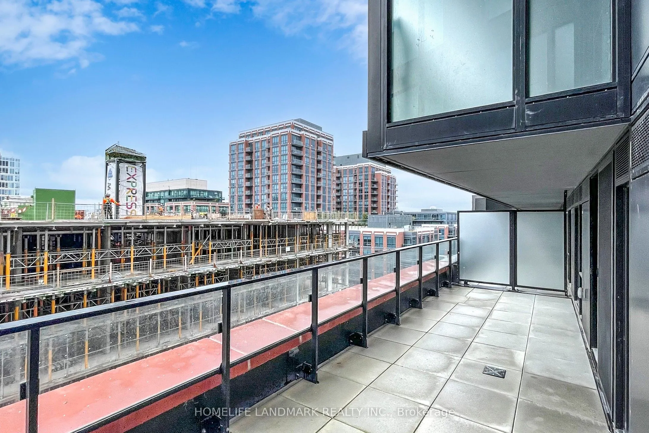 8 TIPPETT Road, #717