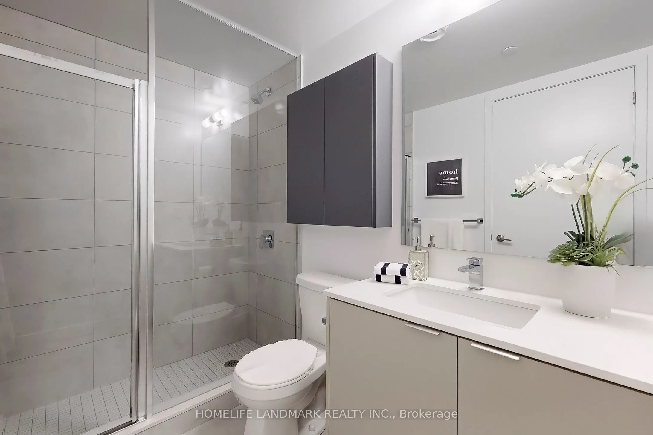 8 TIPPETT Road, #717