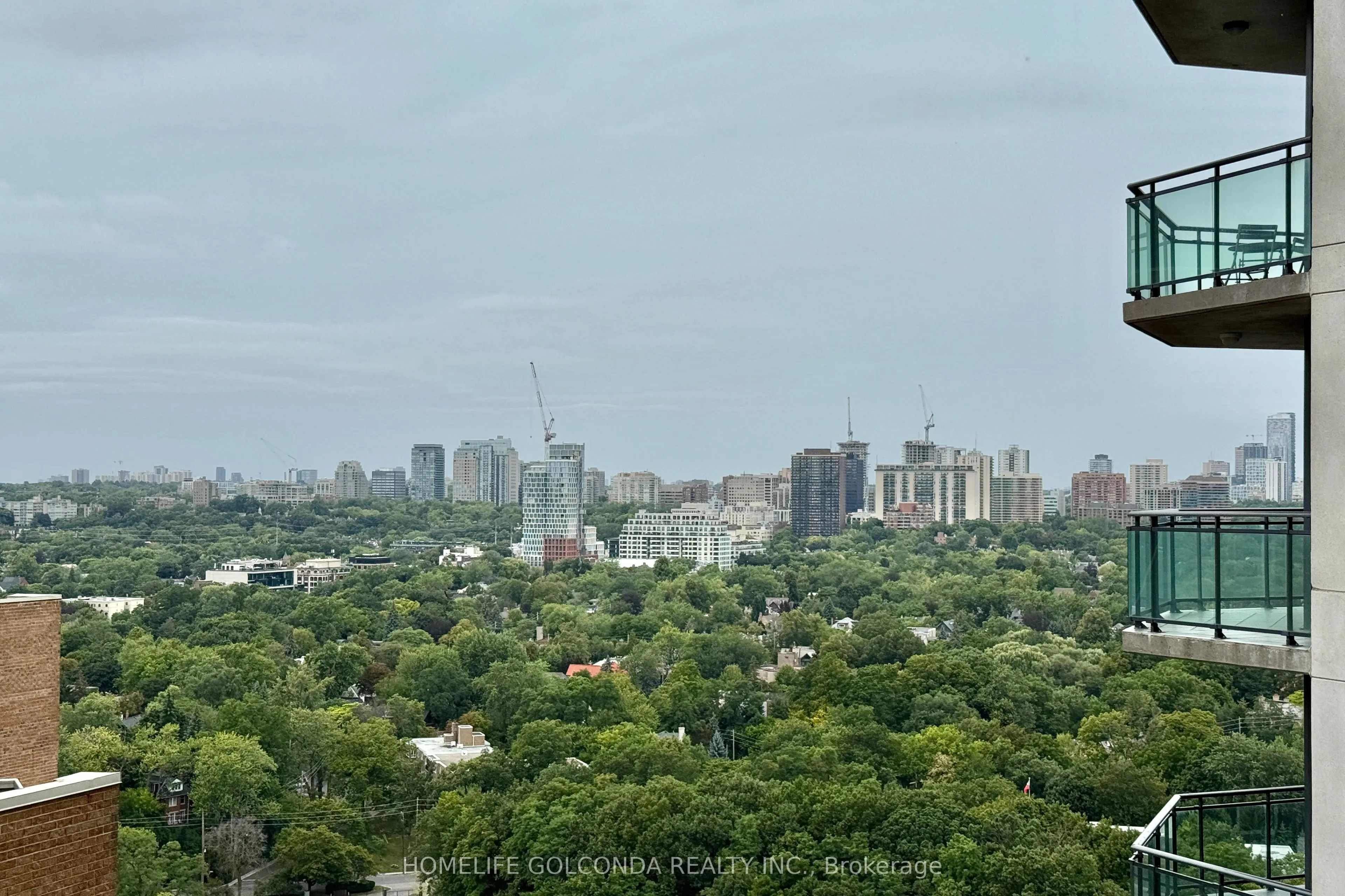 300 Bloor Street E, #2808