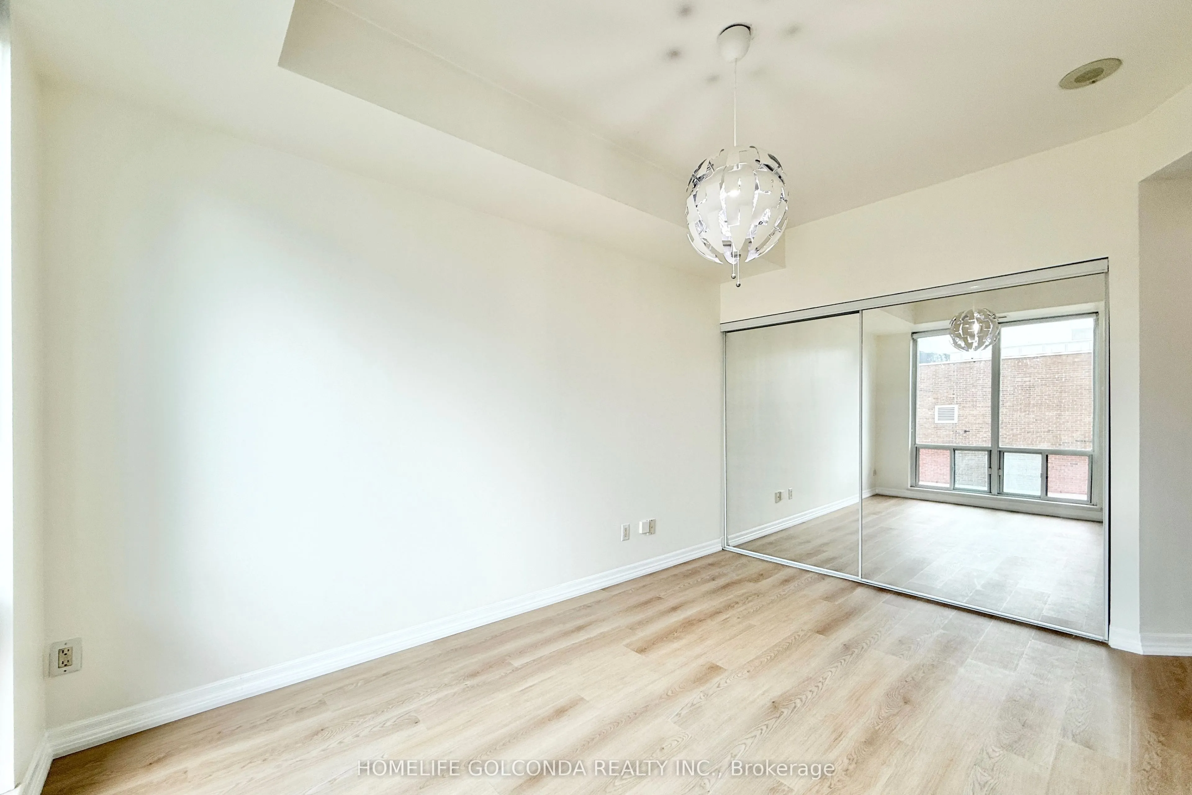 300 Bloor Street E, #2808