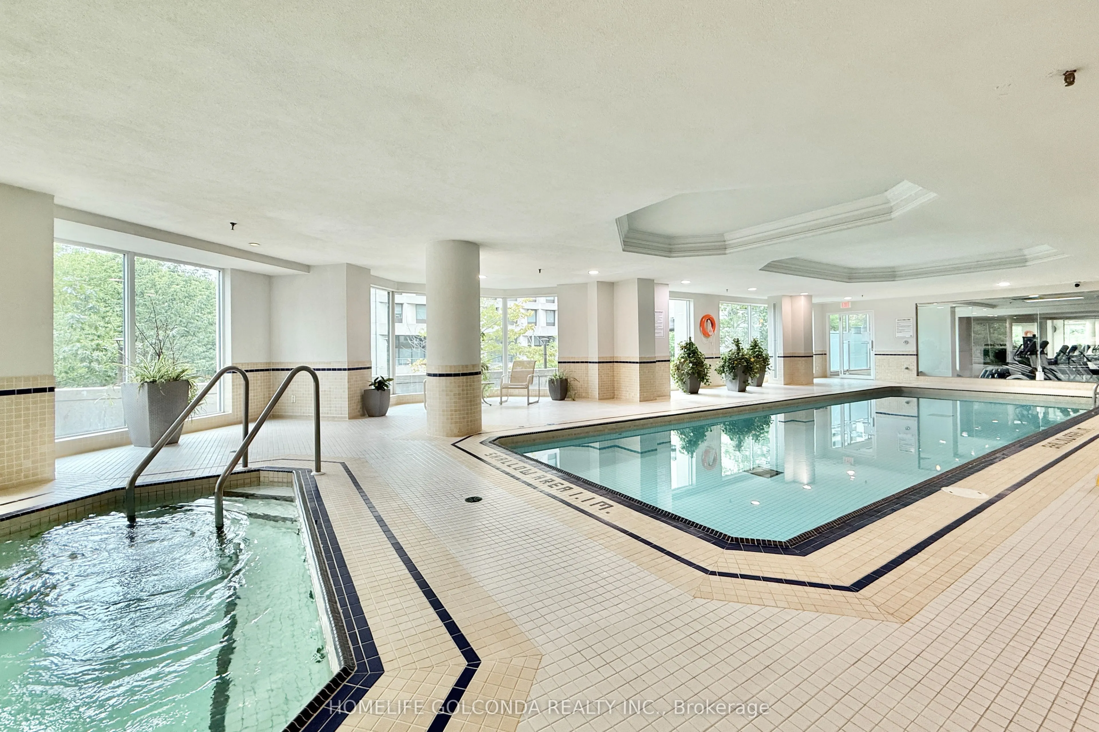 300 Bloor Street E, #2808