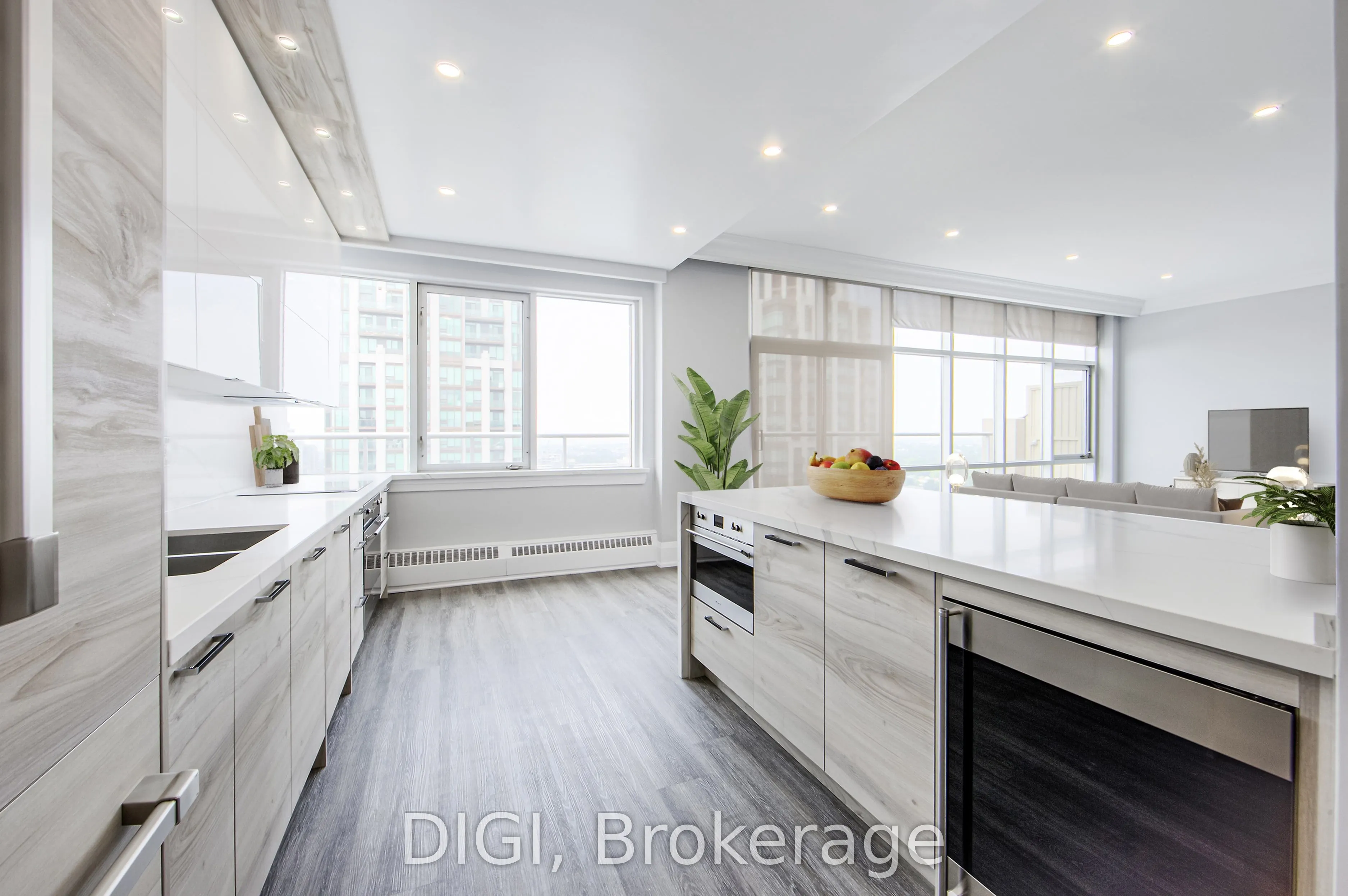400 Walmer Road, #PH4