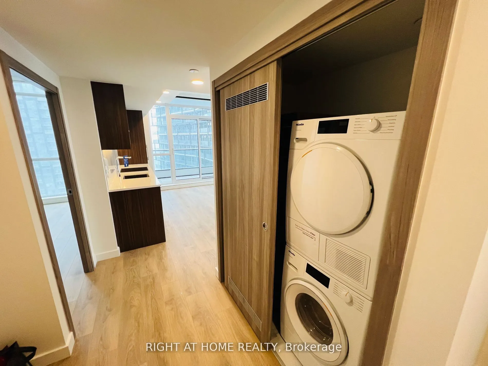 38 Widmer Street, #2311
