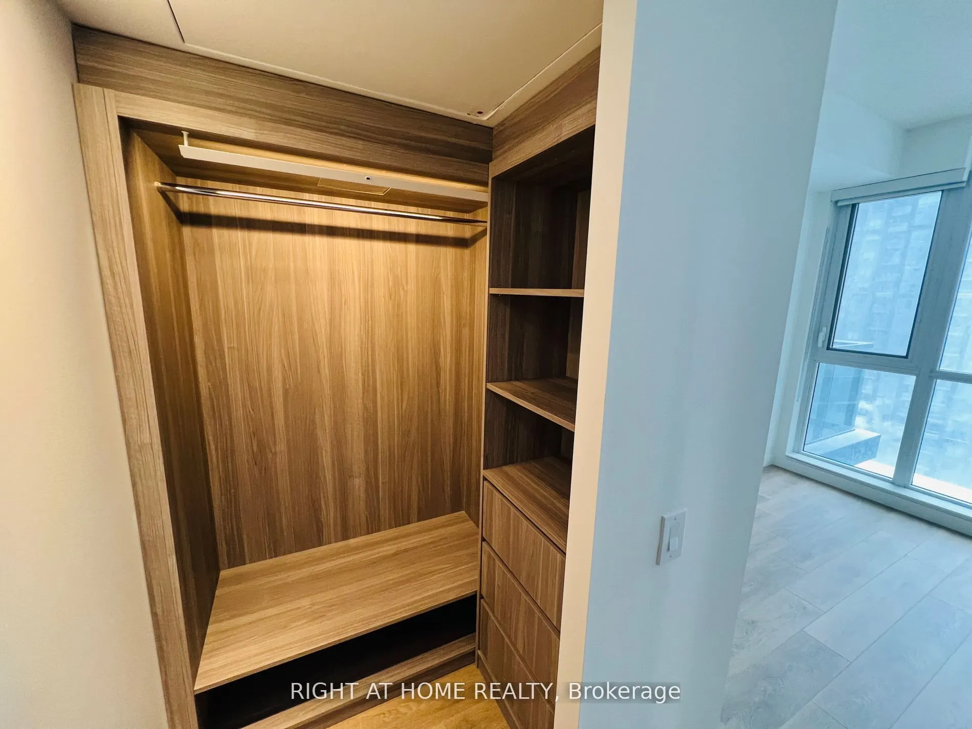 38 Widmer Street, #2311