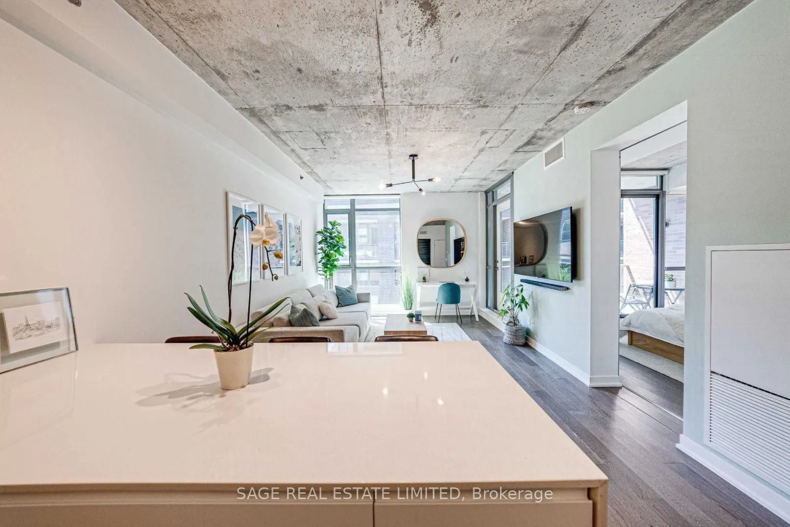 8 Gladstone Avenue, #415