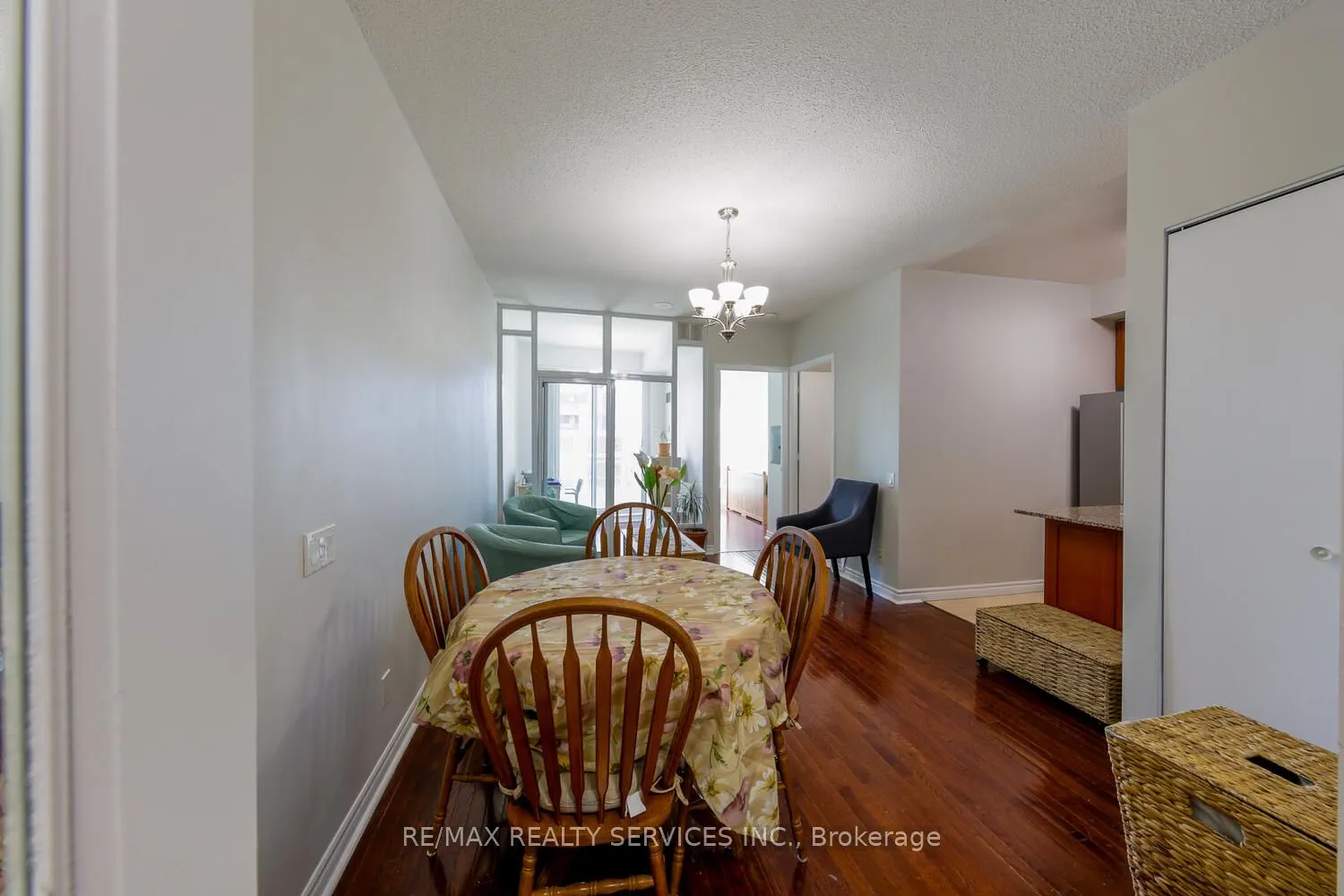 60 Byng Avenue, #1215