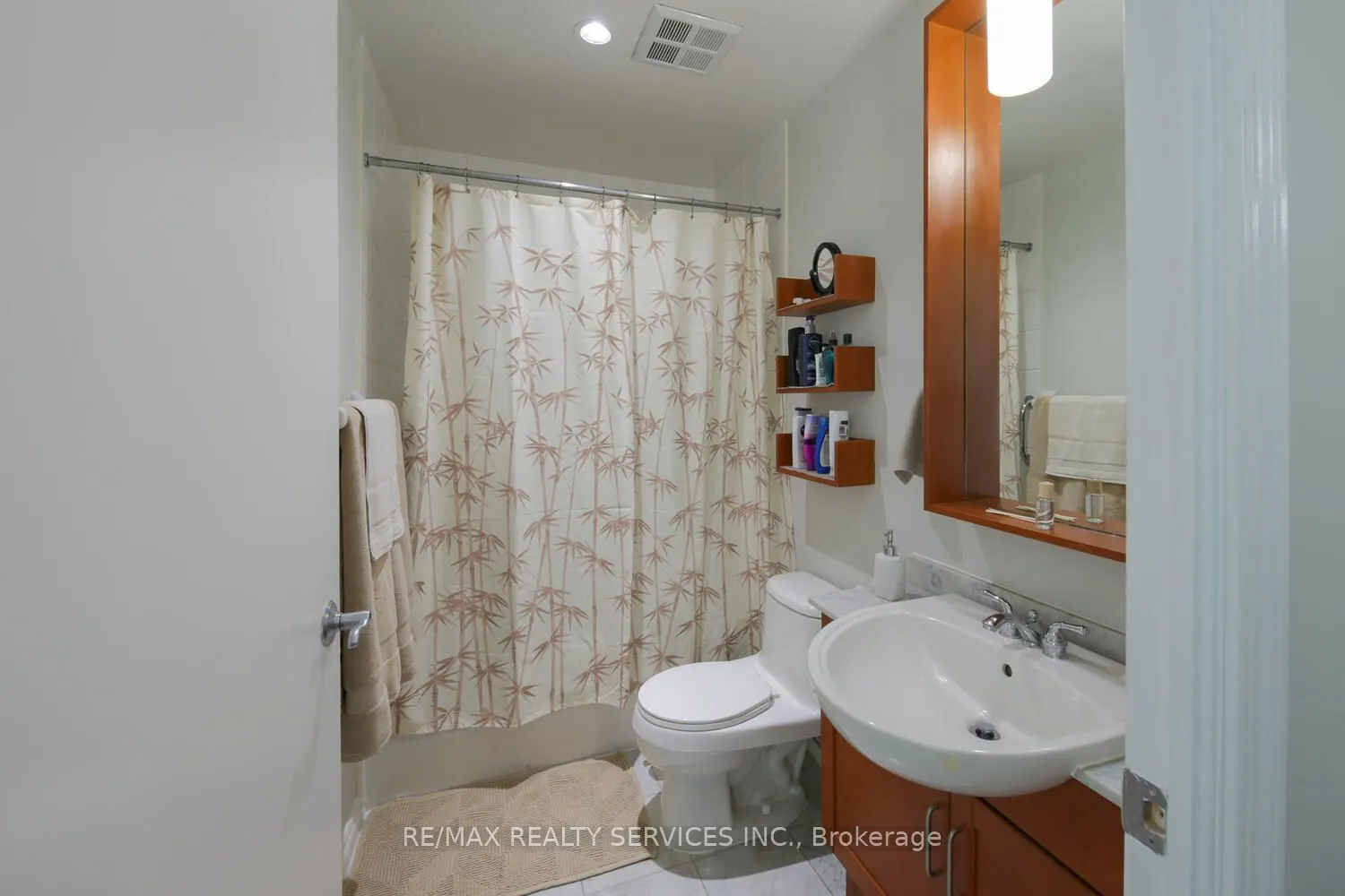60 Byng Avenue, #1215