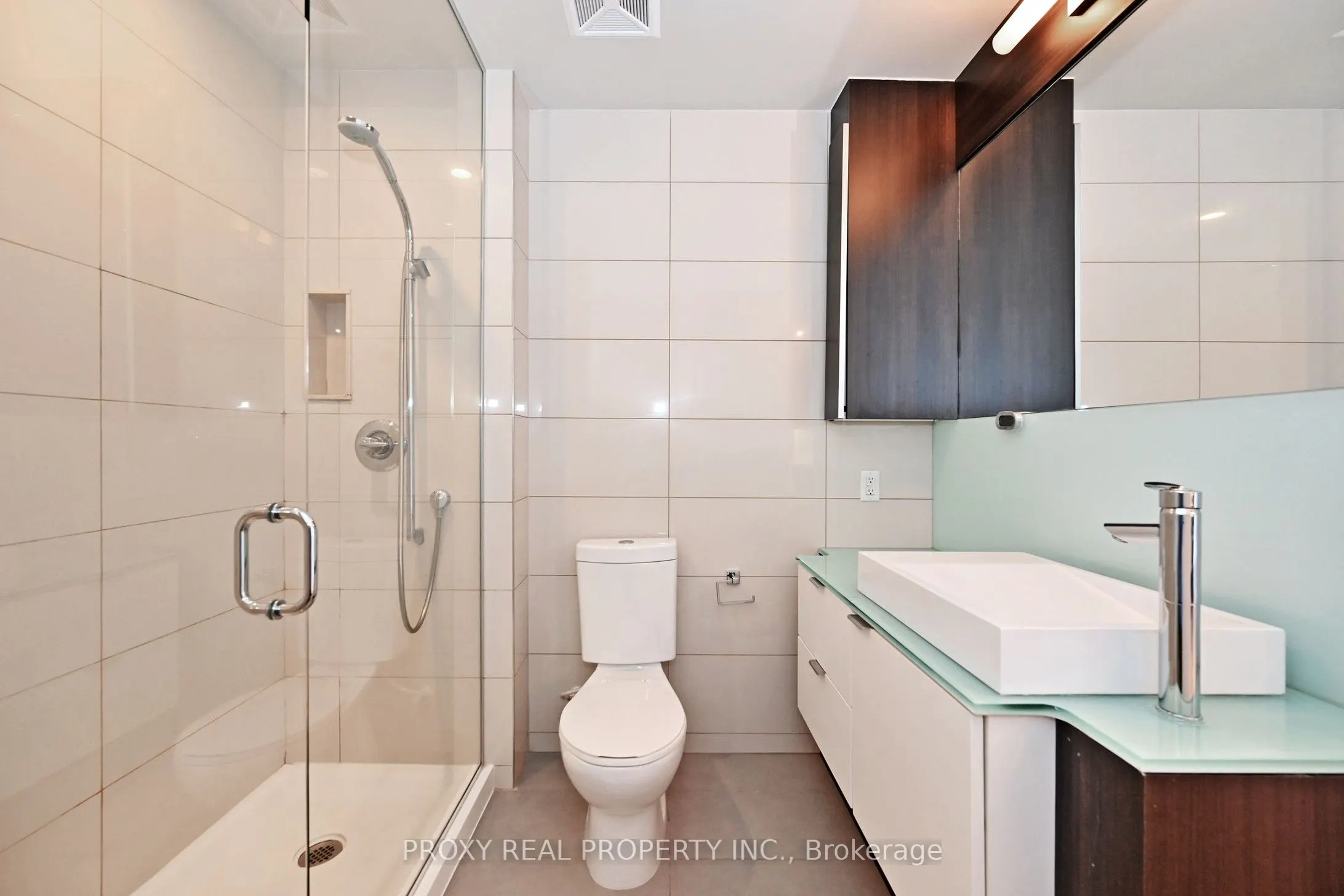 300 Front Street W, #1407
