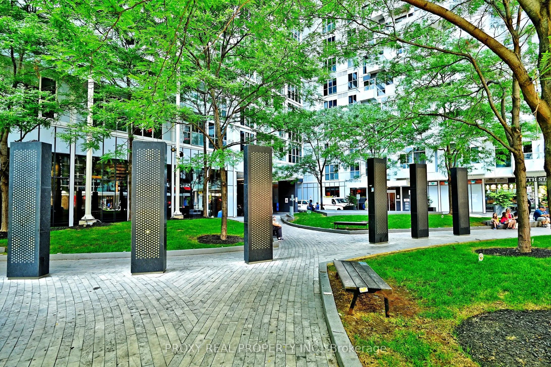 300 Front Street W, #1407
