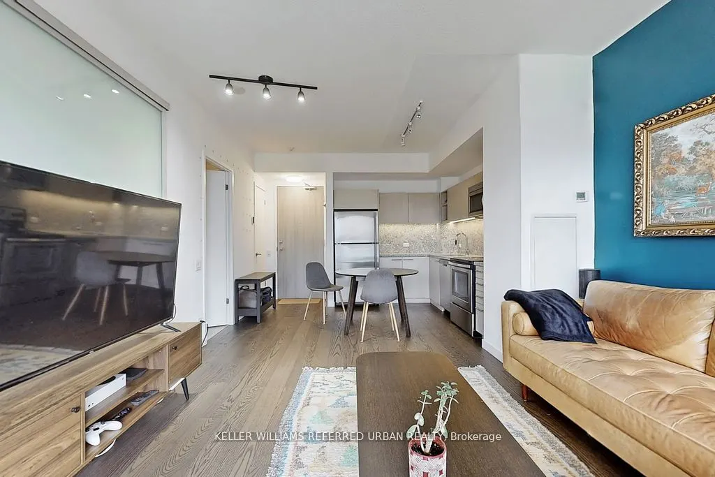 390 Cherry Street, #604