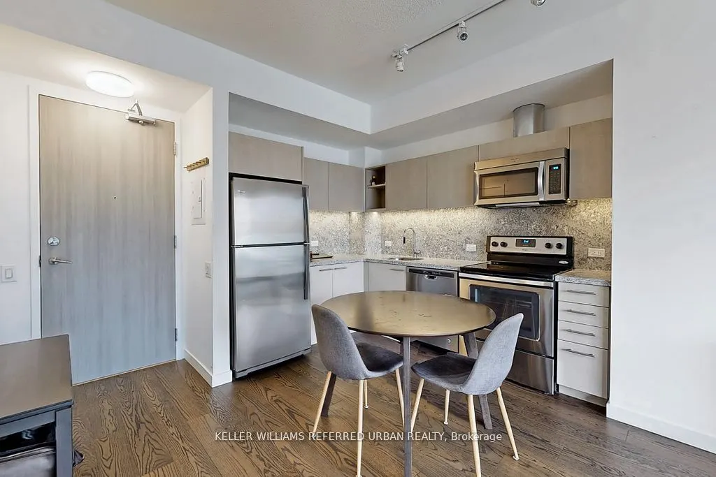 390 Cherry Street, #604