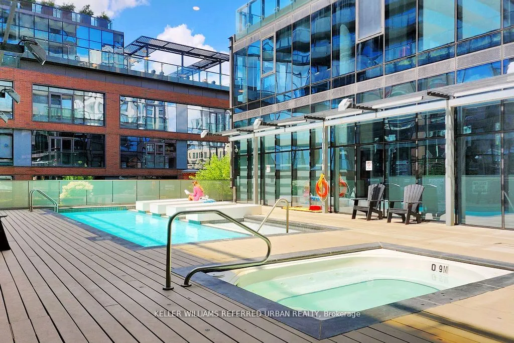 390 Cherry Street, #604