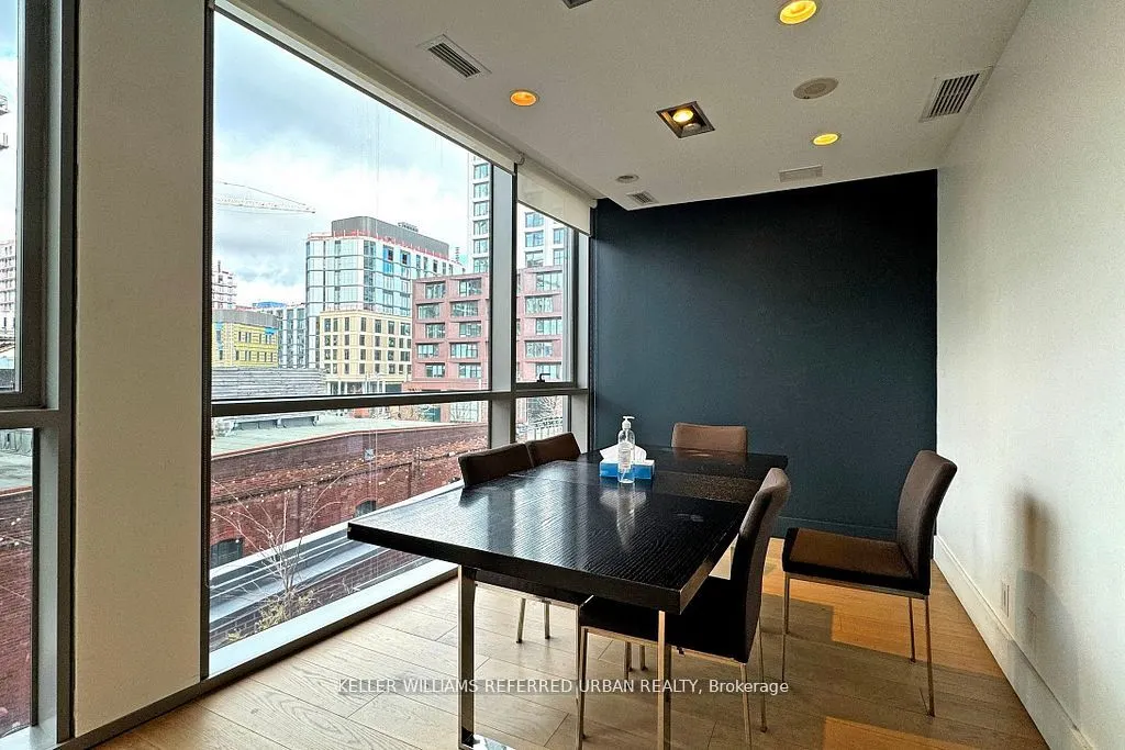 390 Cherry Street, #604