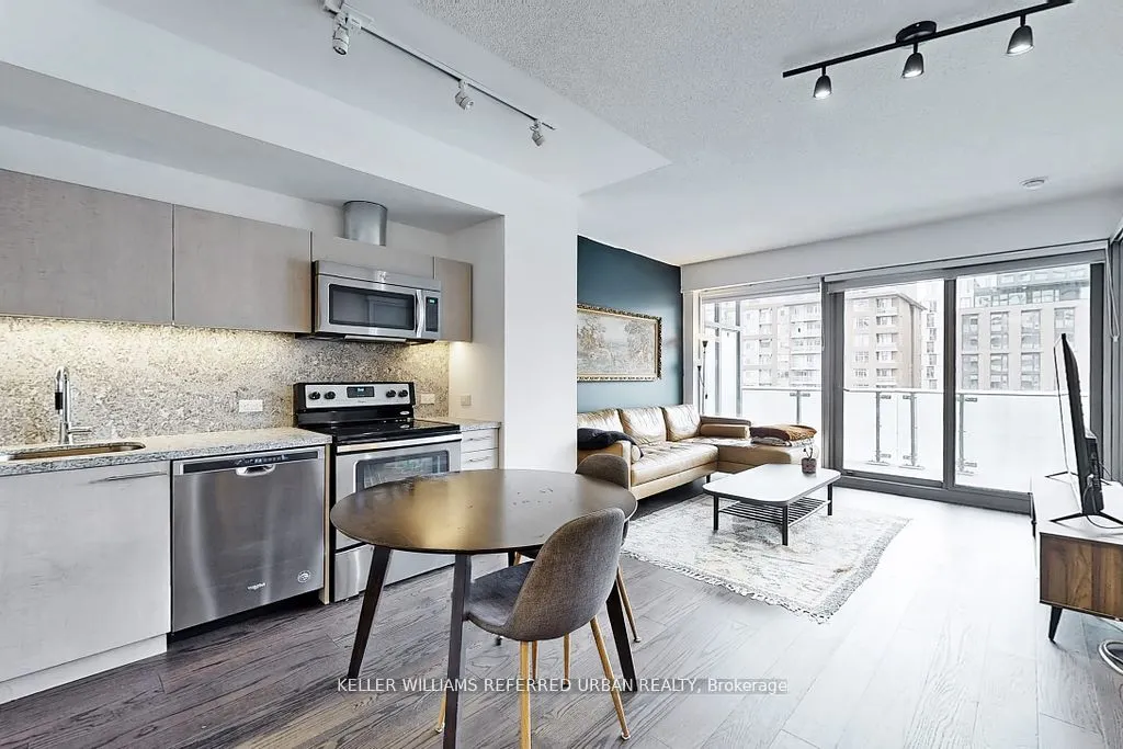 390 Cherry Street, #604