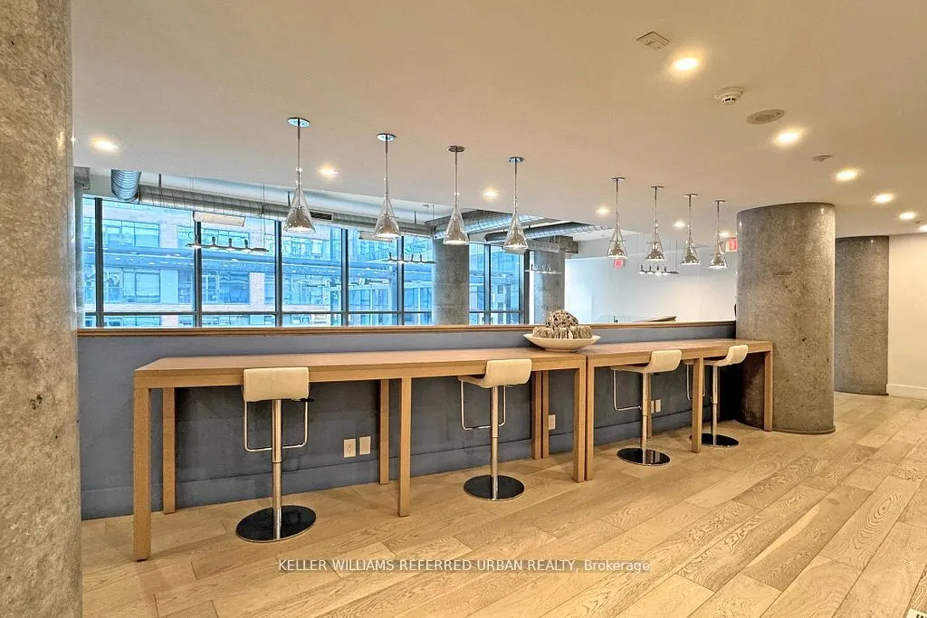 390 Cherry Street, #604
