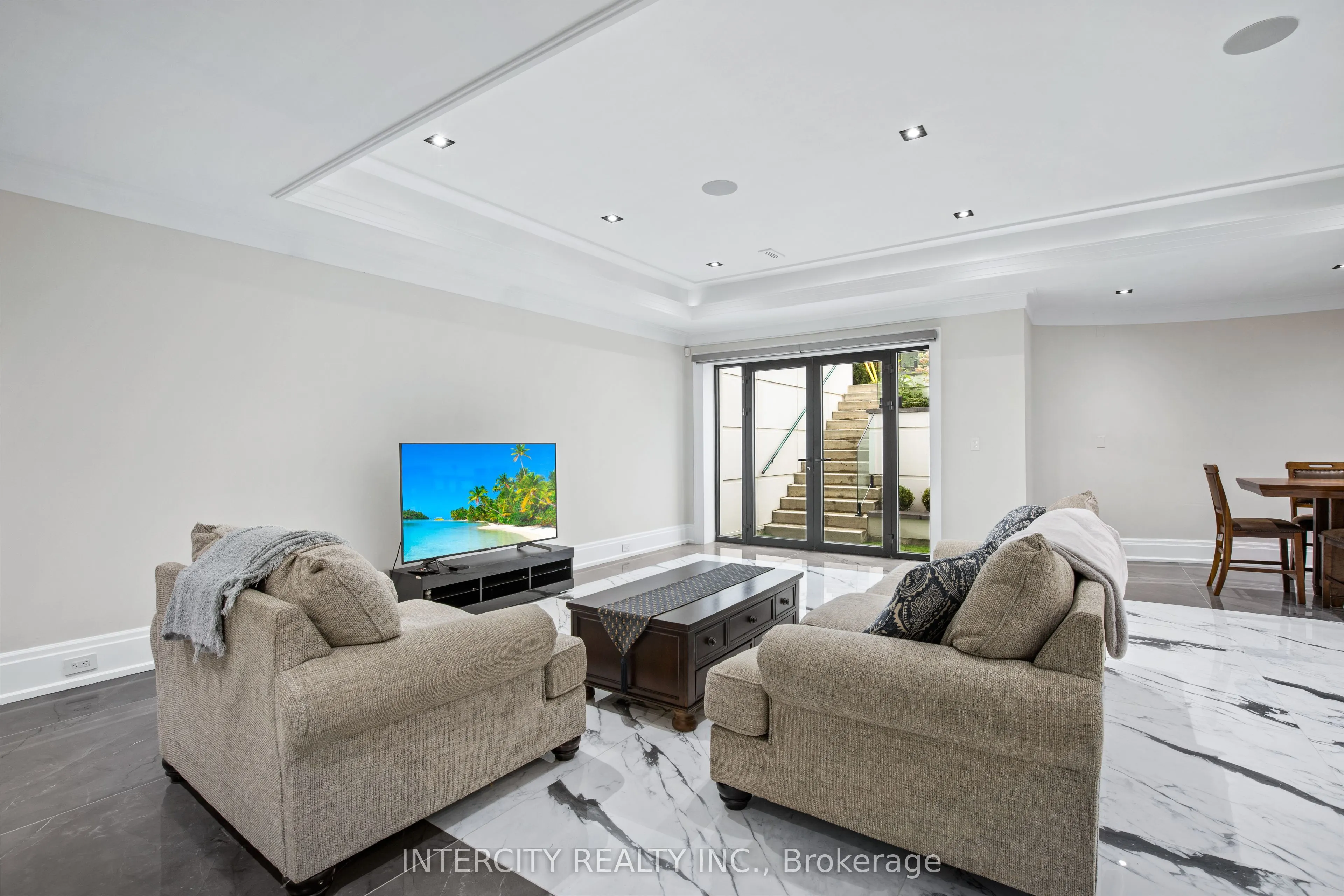 1 Silvergrove Road