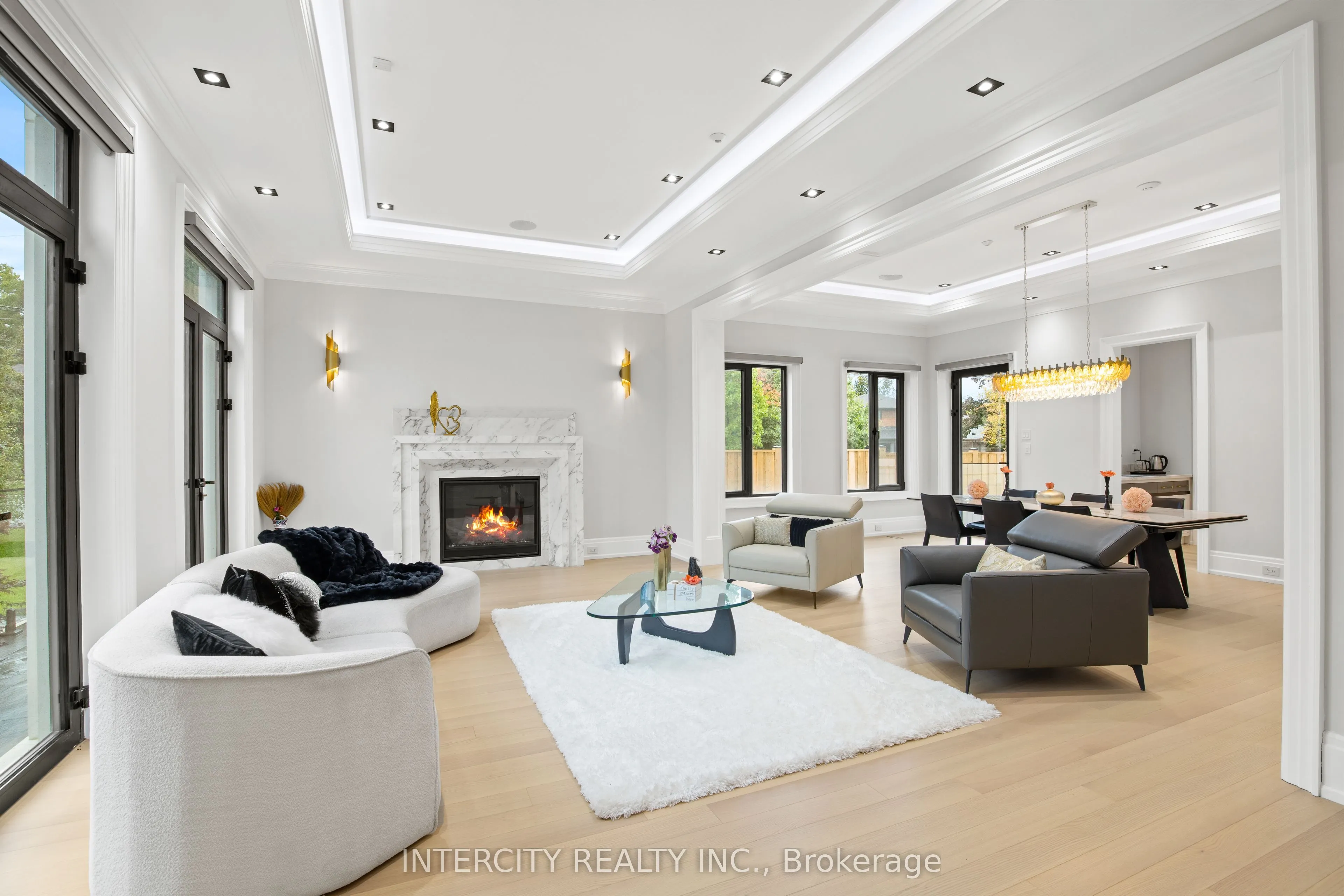 1 Silvergrove Road