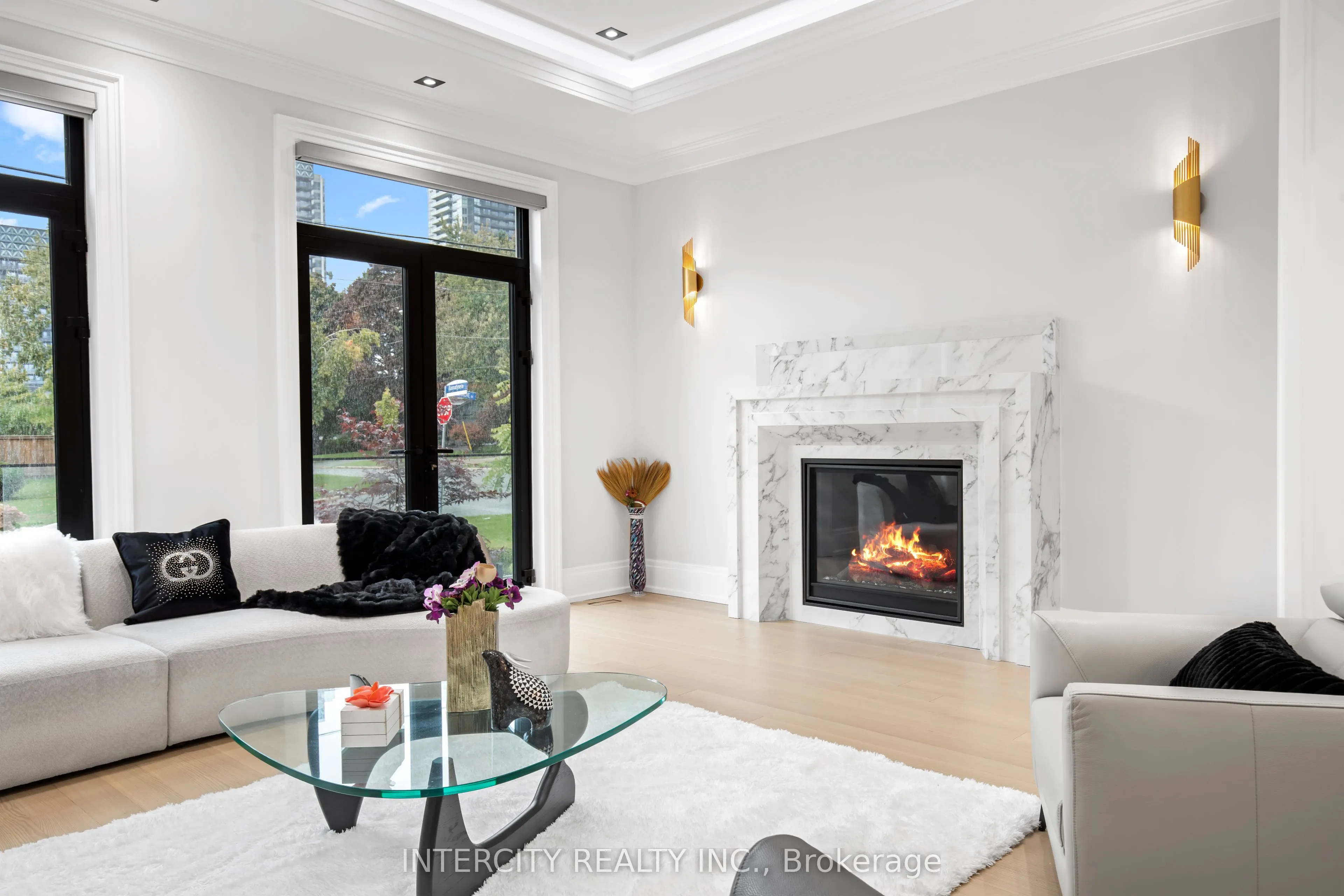 1 Silvergrove Road