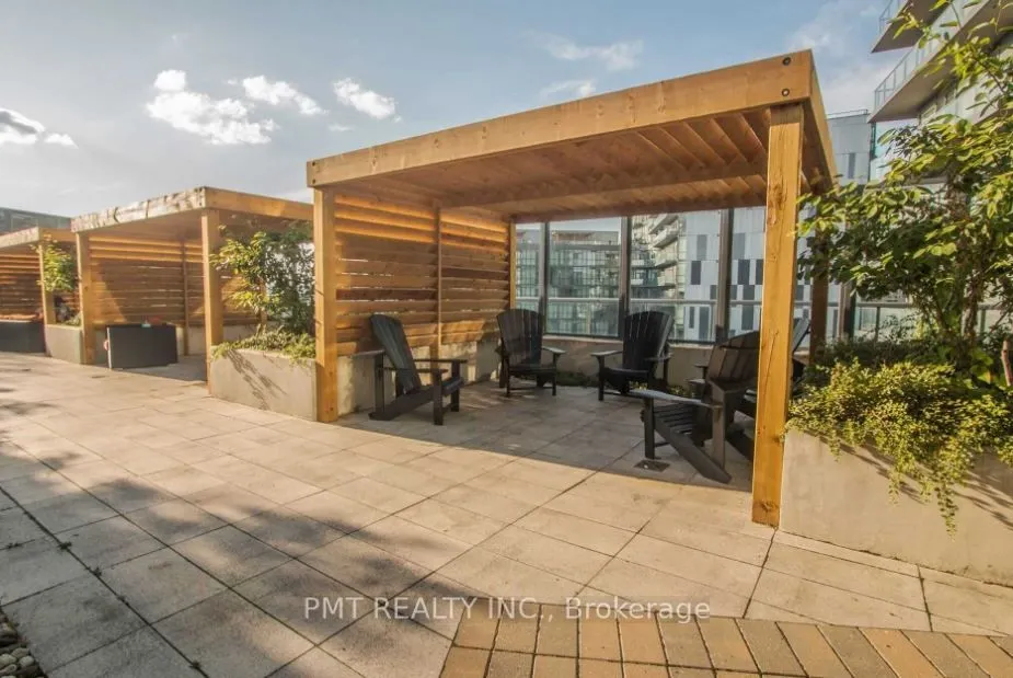 20 Bruyeres Mews, #803