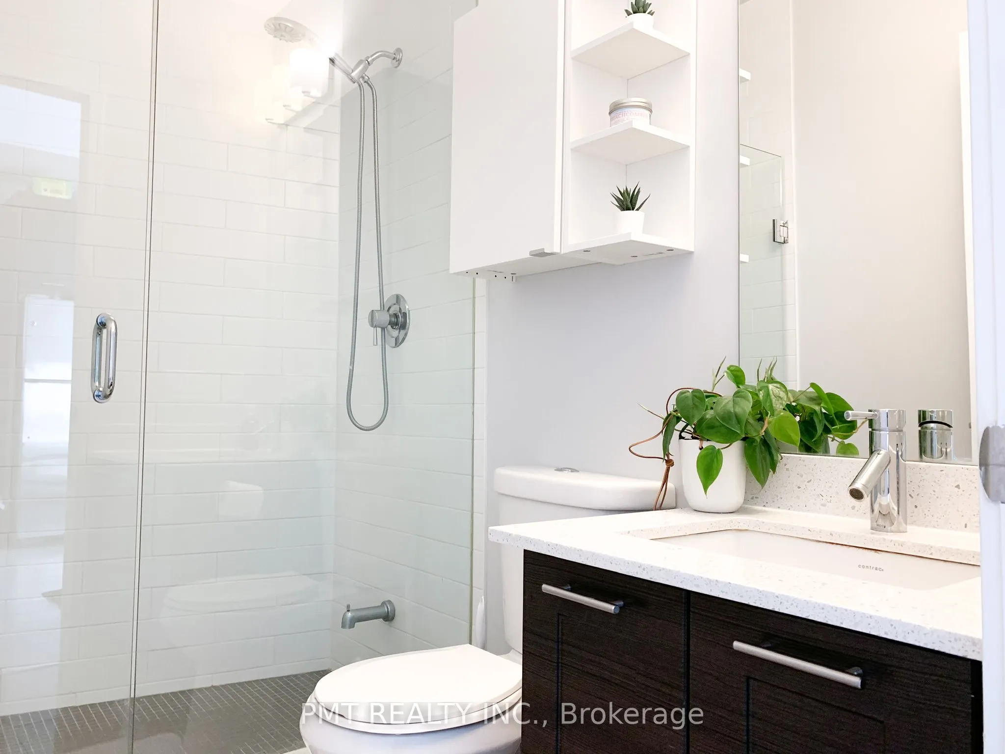 20 Bruyeres Mews, #803