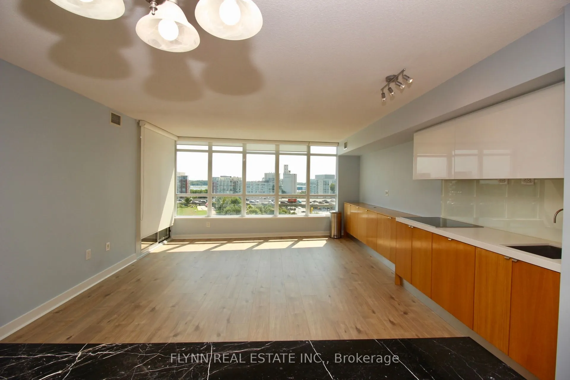 151 dan leckie Way, #801