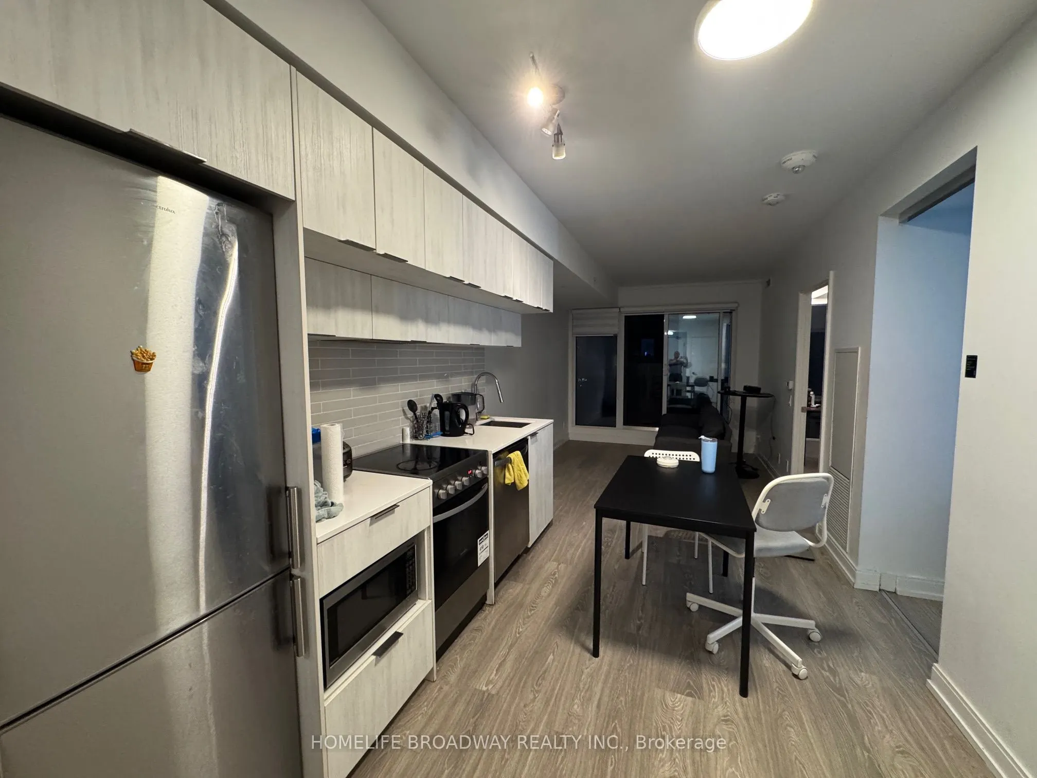 181 Dundas Street E, #3512