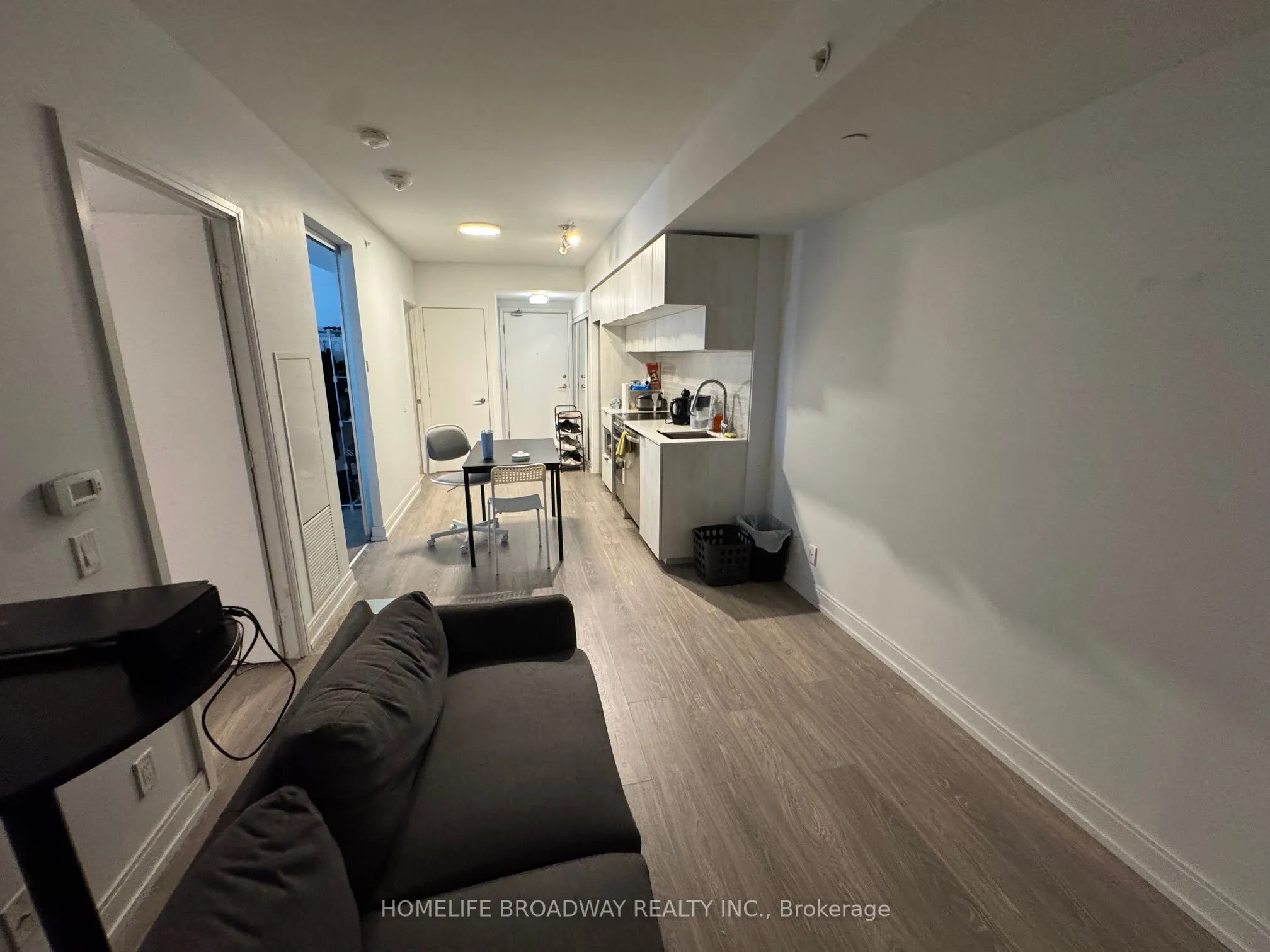 181 Dundas Street E, #3512