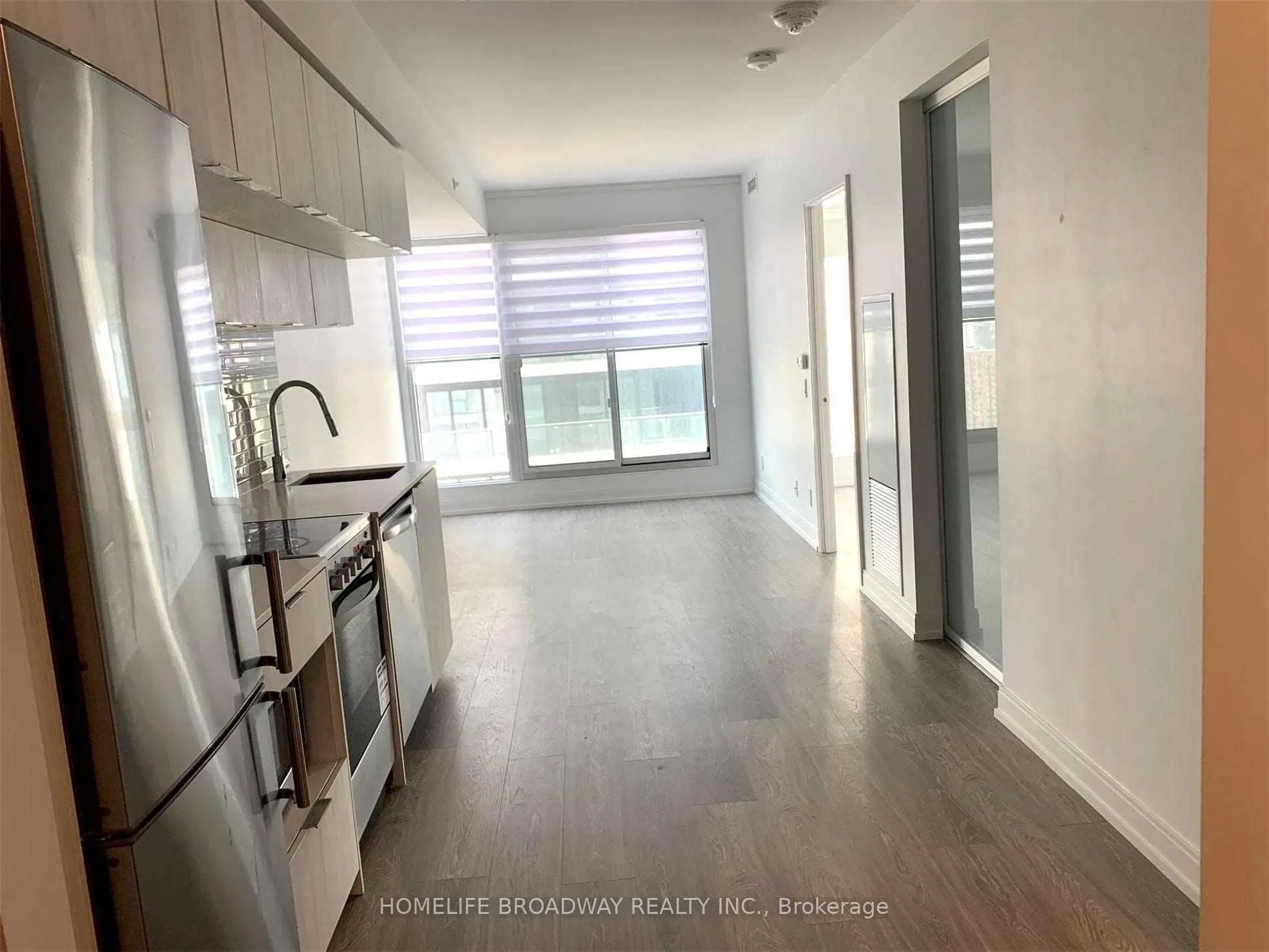 181 Dundas Street E, #3512