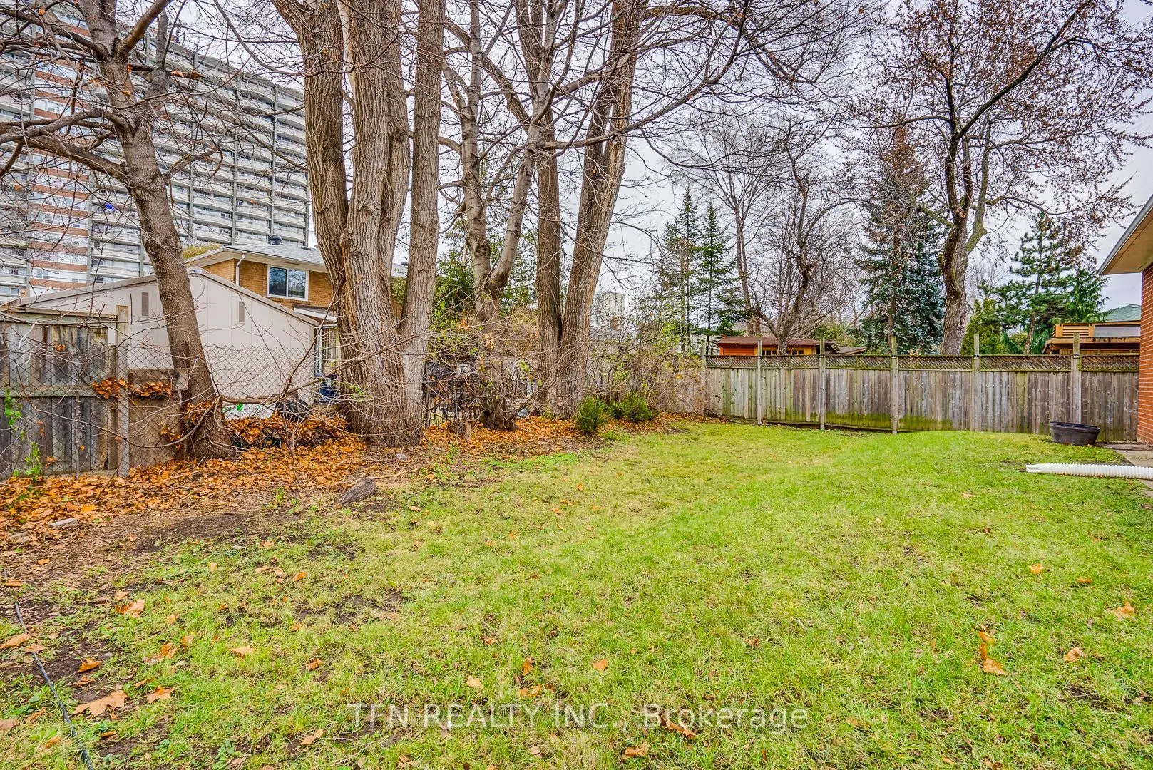 25 Karen Road, #Upper