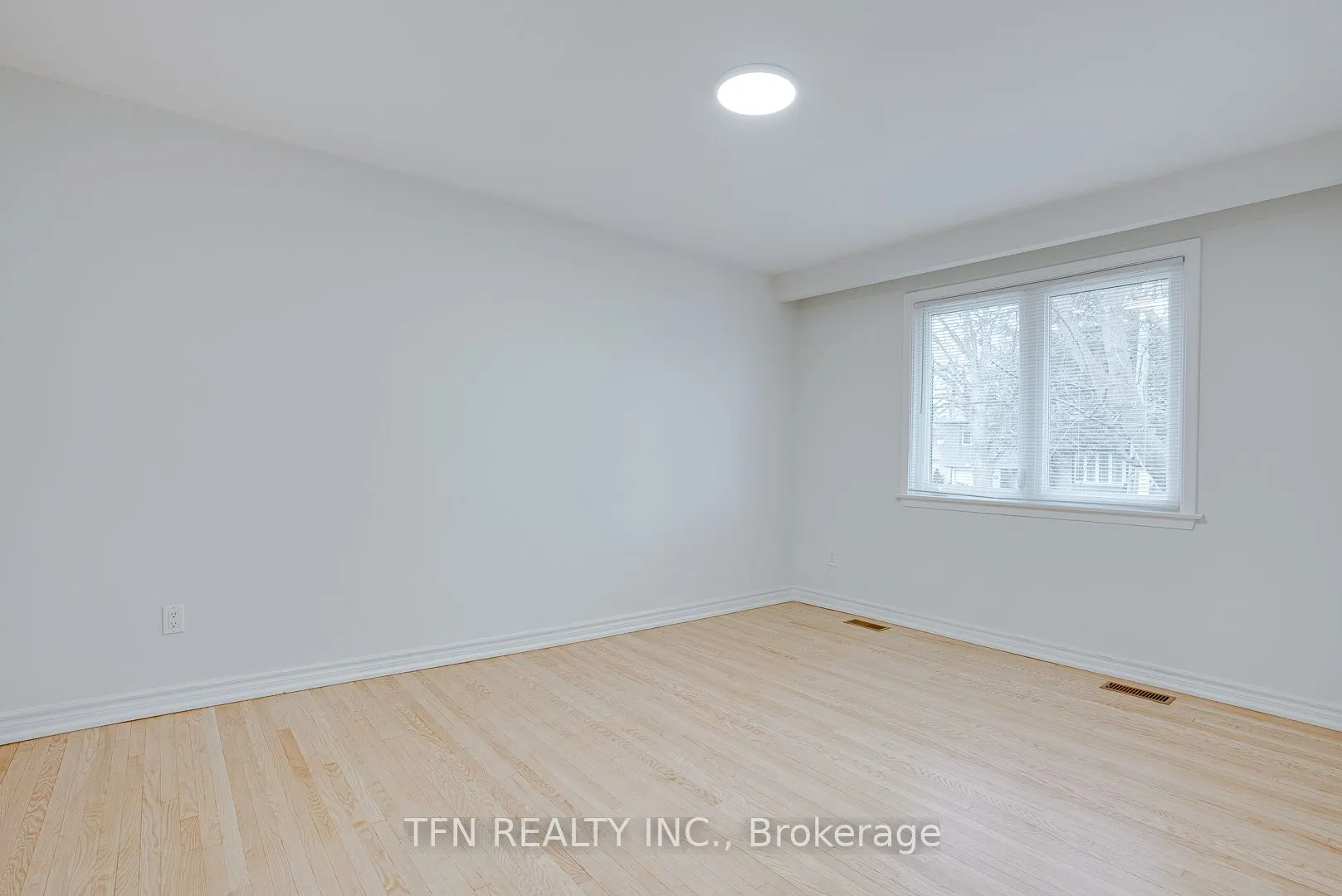 25 Karen Road, #Upper