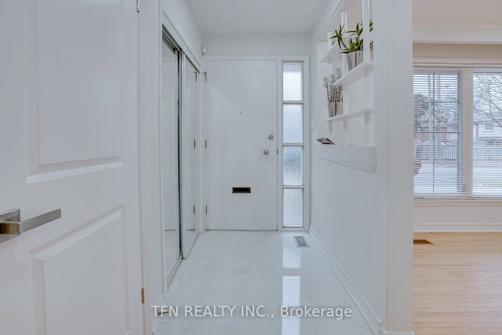 25 Karen Road, #Upper