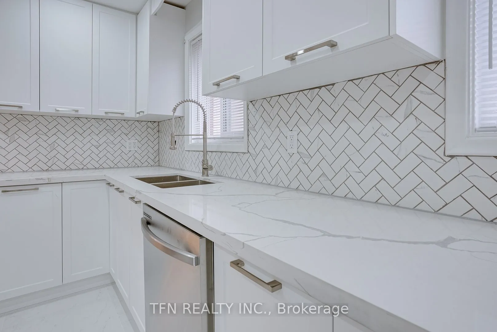 25 Karen Road, #Upper