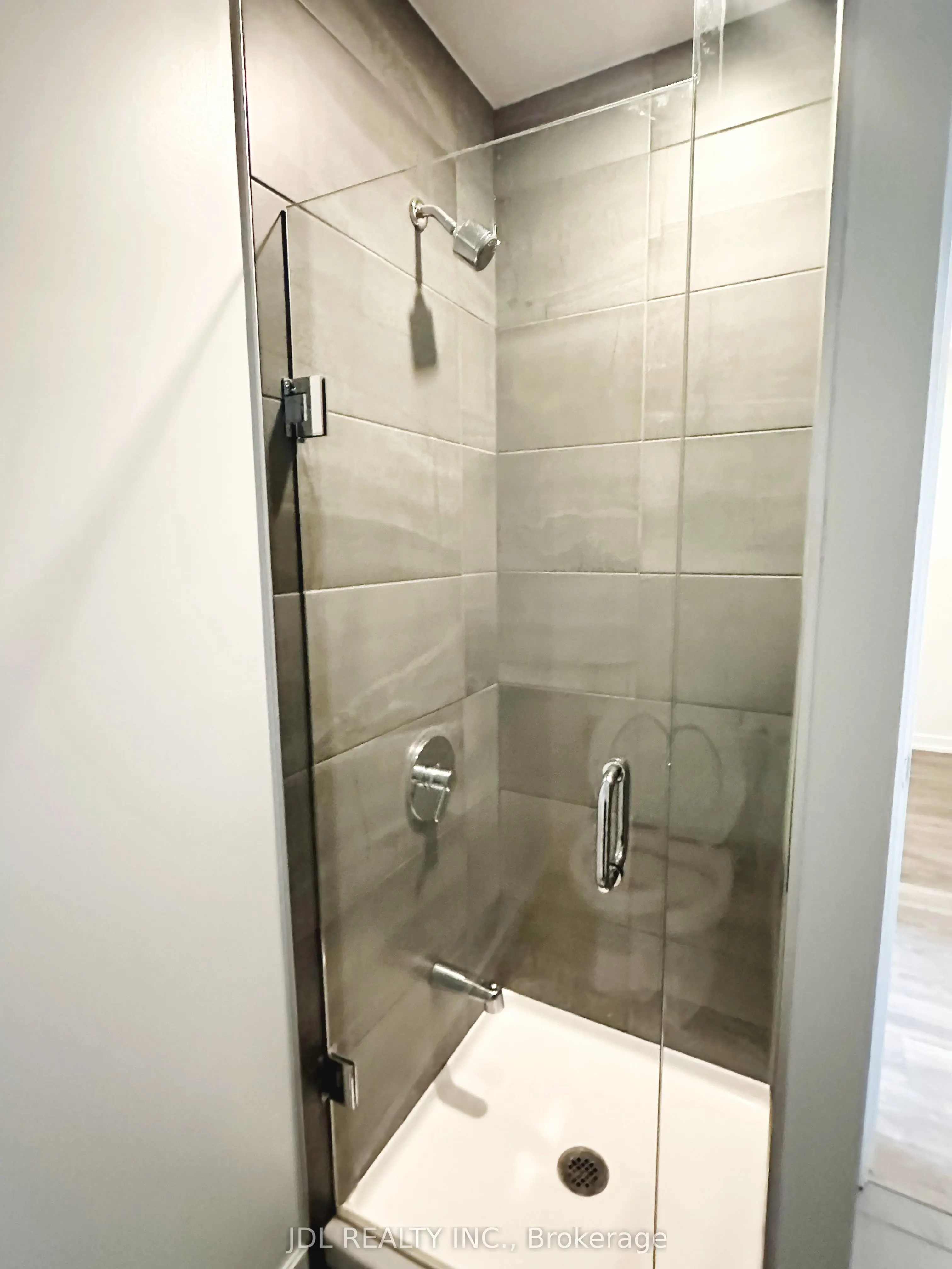 56 Forest Manor Road, #1505