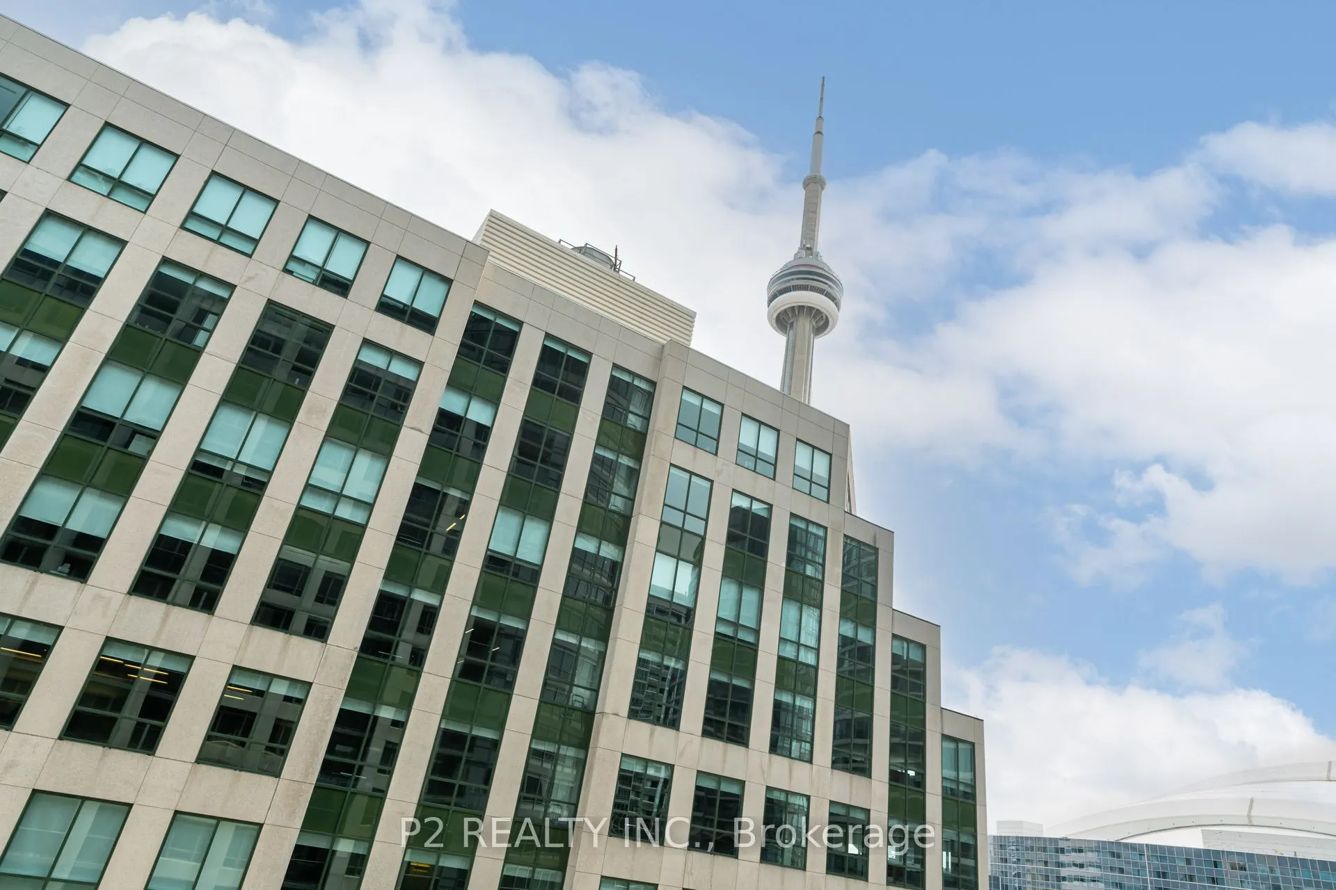 20 Blue Jays Way, #1011