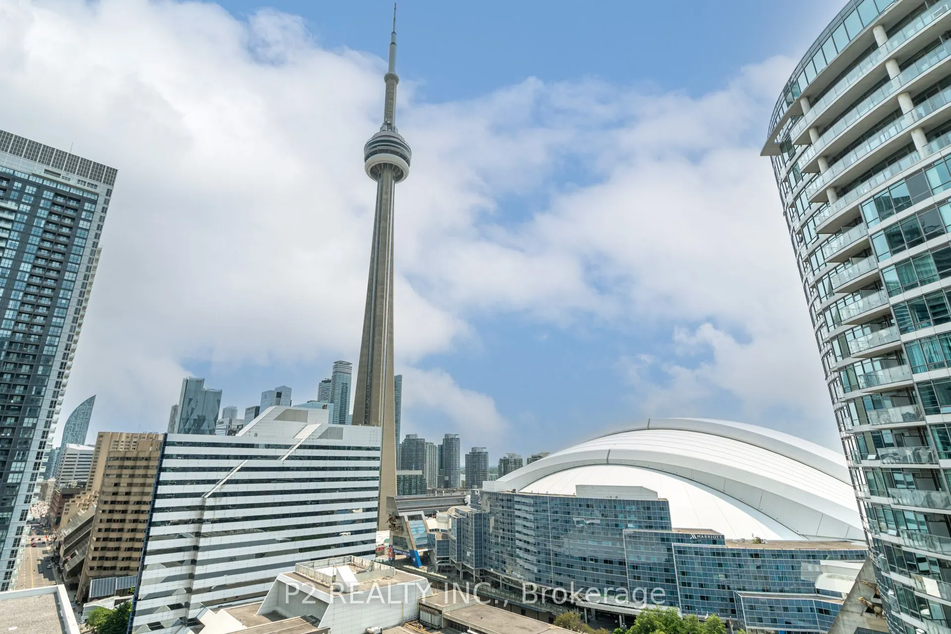 20 Blue Jays Way, #1011