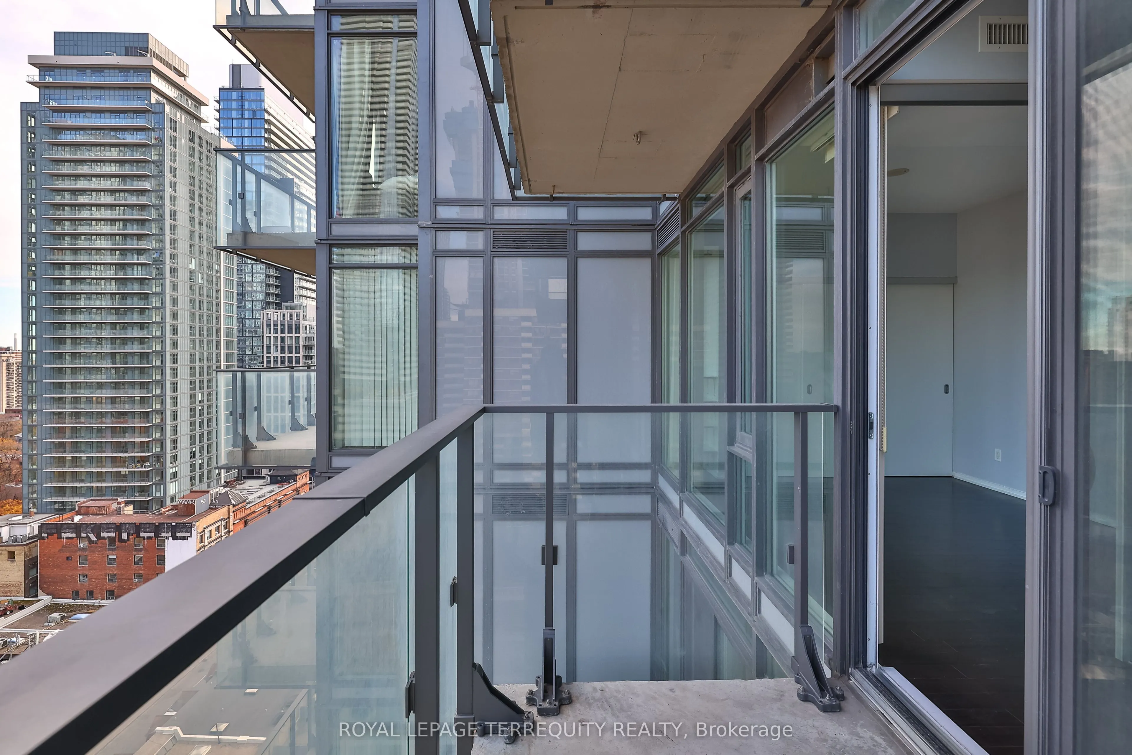 75 St Nicholas Street, #1609