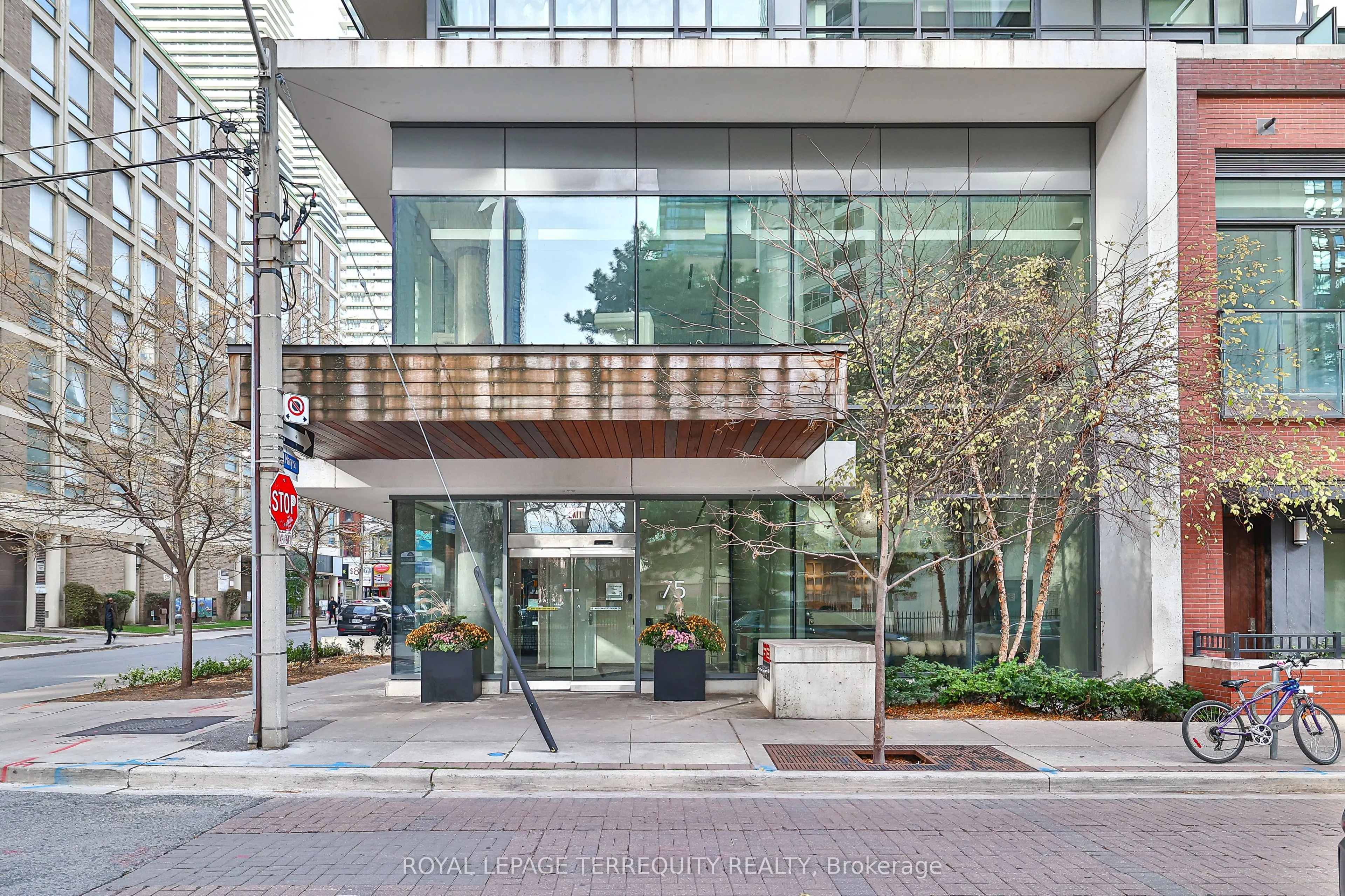 75 St Nicholas Street, #1609