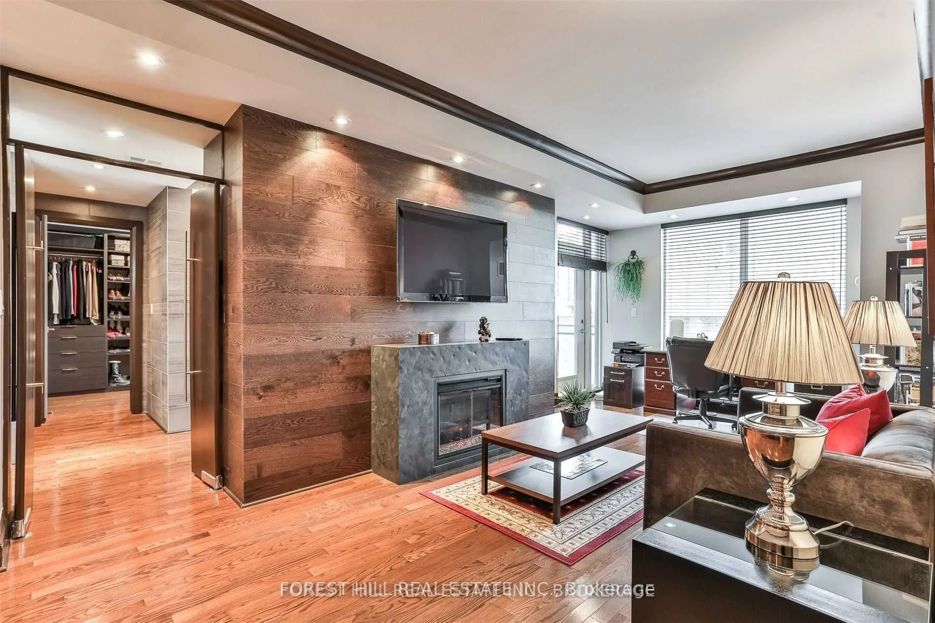 300 Bloor Street E, #2701