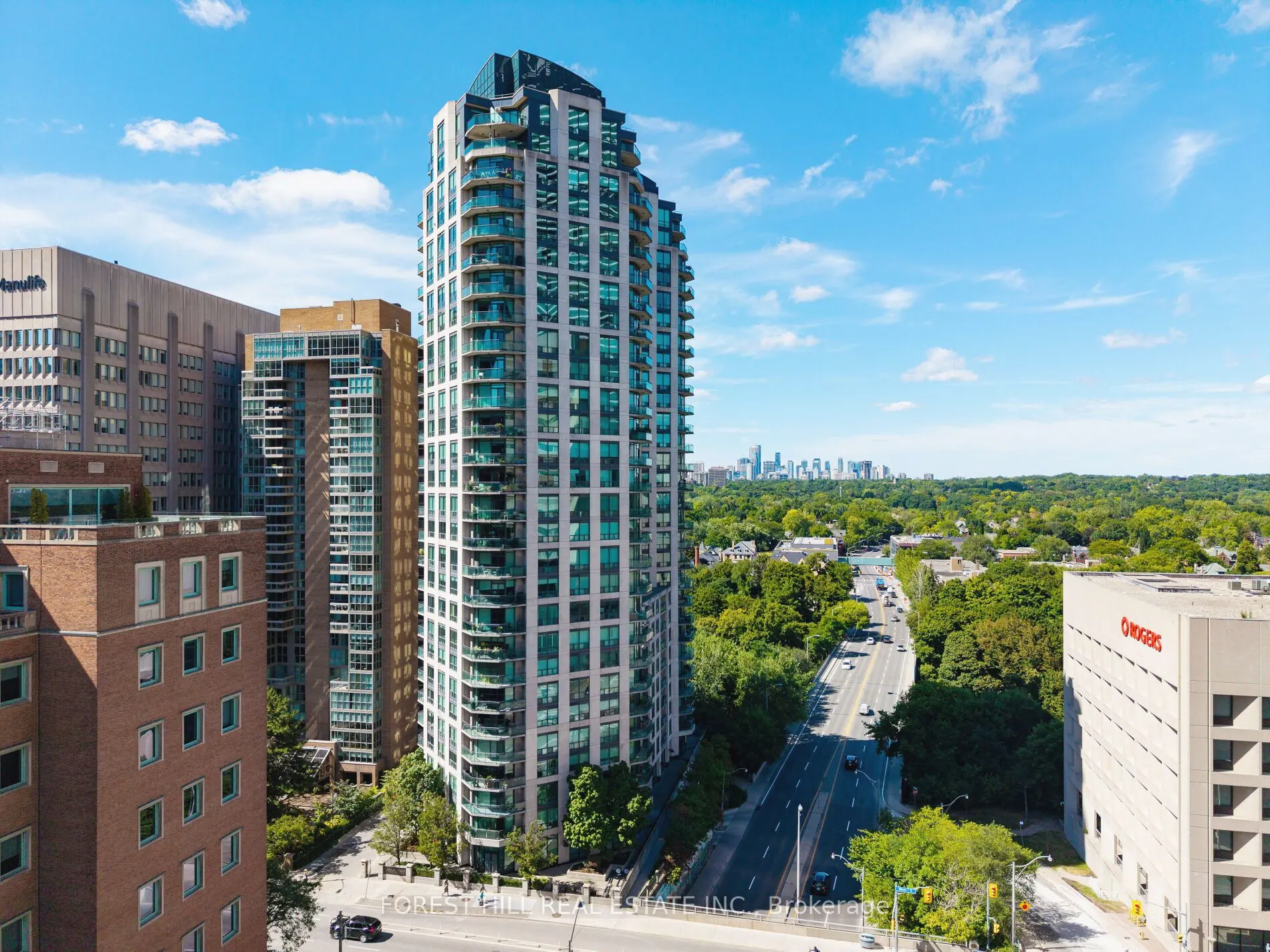 300 Bloor Street E, #2701