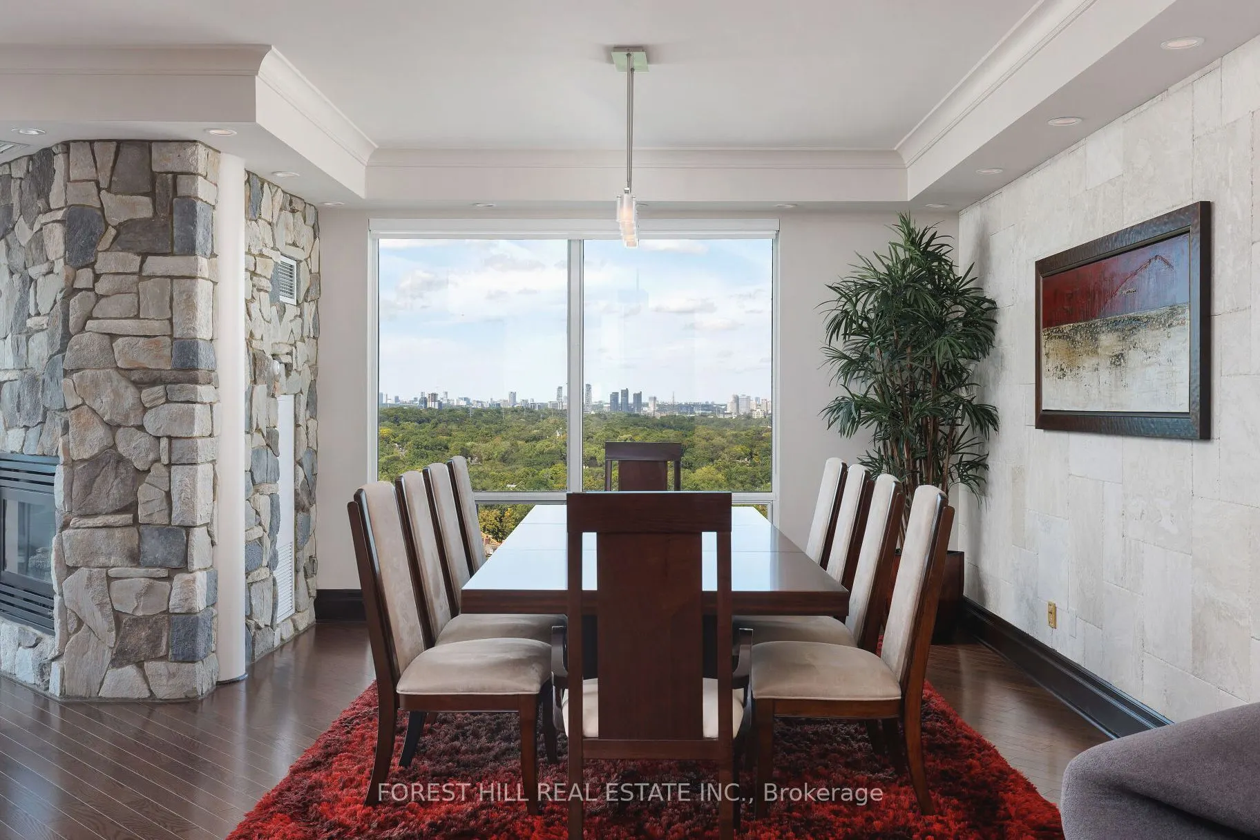 300 Bloor Street E, #2701